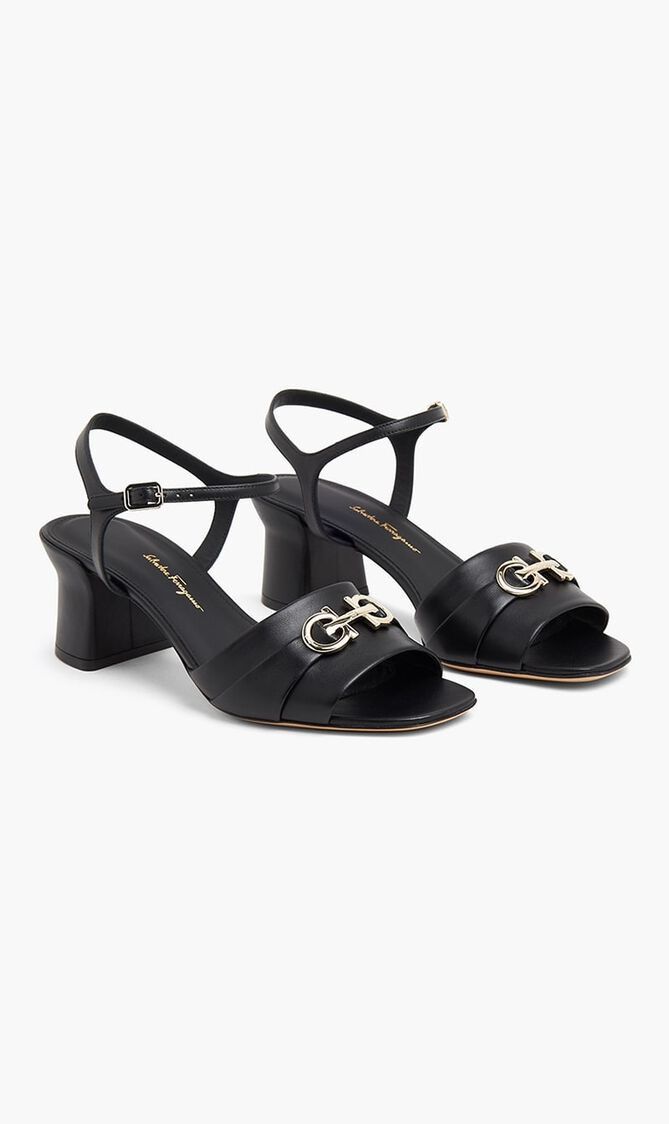 Salvatore Ferragamo o1y0426 Buckle-fastening Ankle Strap Sandals in Black Size US 5.5 / IT 35.5 - 4 Thumbnail