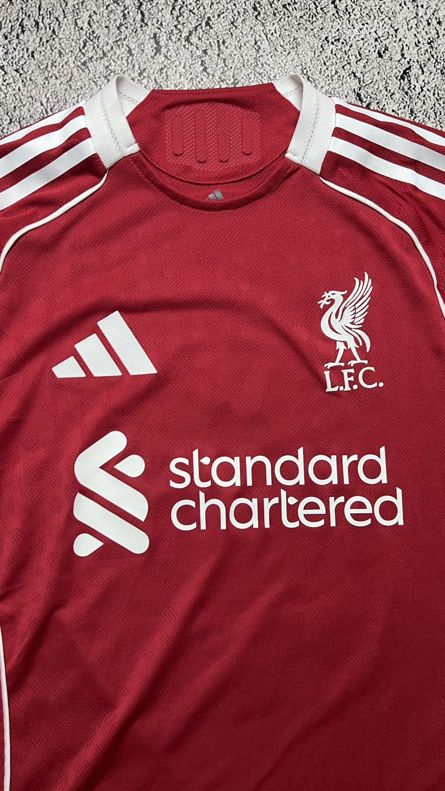 Adidas 2025 Dominic Szoboszlai FC Liverpool London adidas jersey Size US S / EU 44-46 / 1 - 5 Thumbnail