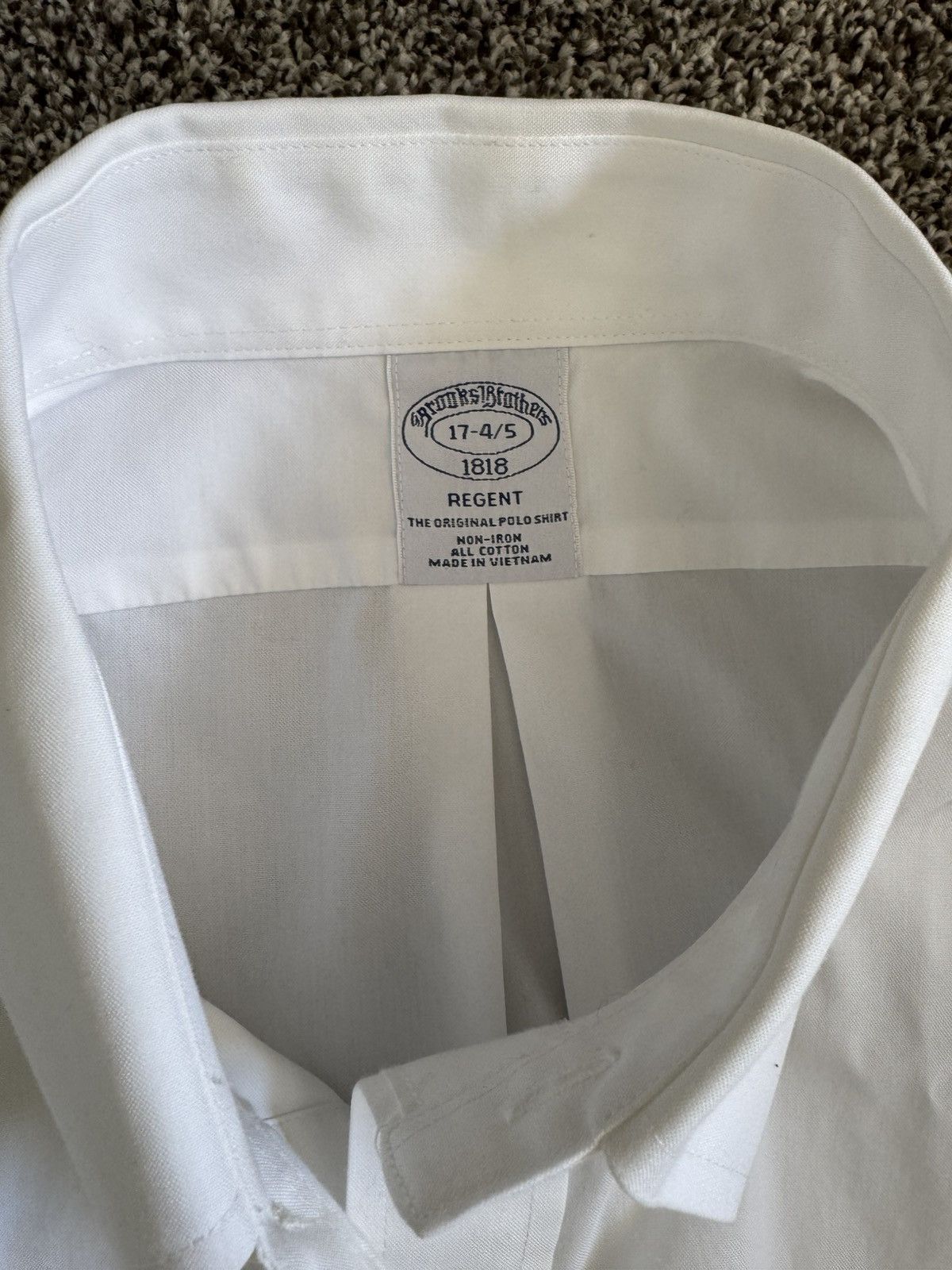 Brooks Brothers Brooks Brothers White Button Down Shirt Regent 17-4/5 Size US XL / EU 56 / 4 - 2 Thumbnail