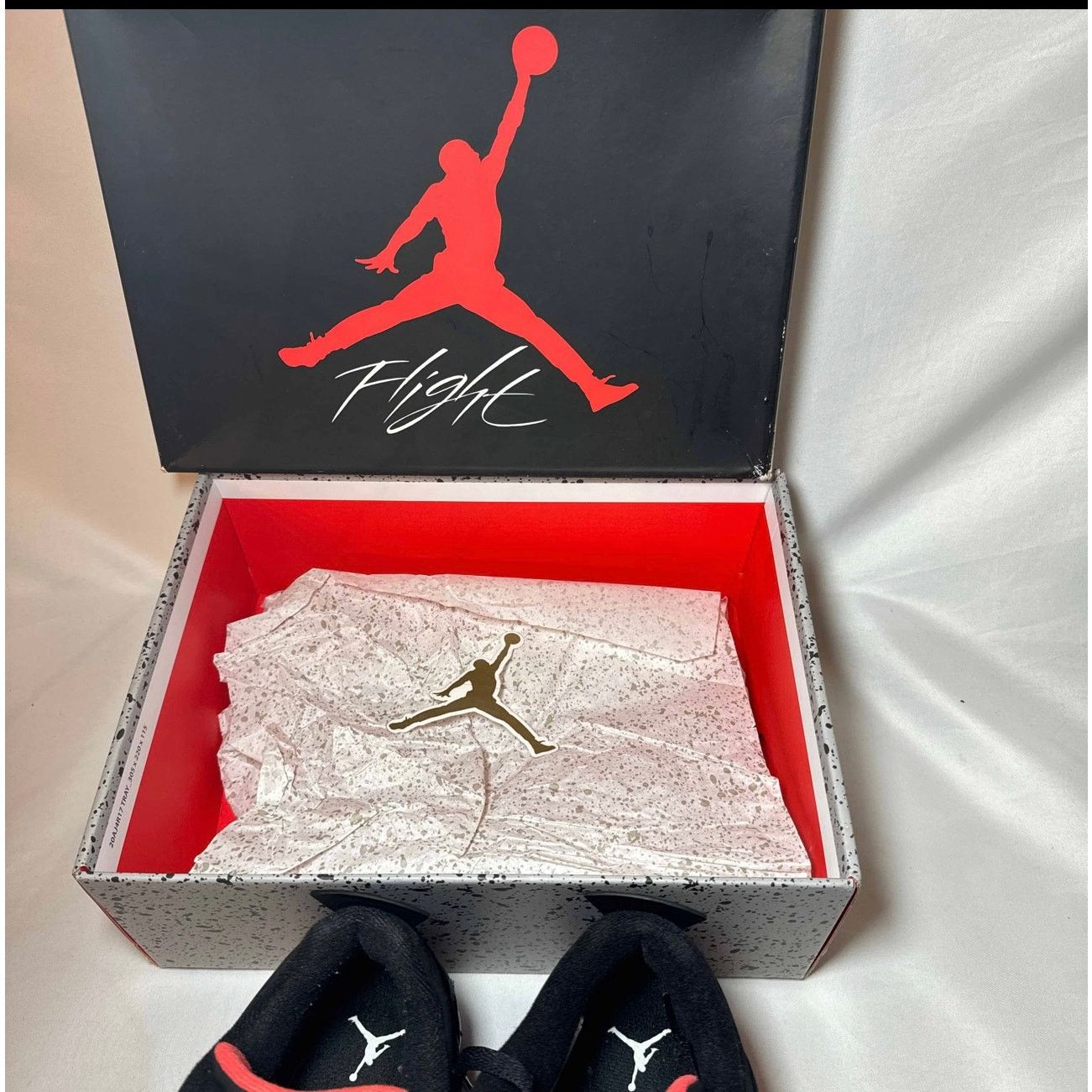 Jordan Brand × Nike Size 6.5 Nike Air Jordan 4 Retro GS Red Thunder Men's Shoes Size US 6.5 / EU 39-40 - 10 Thumbnail