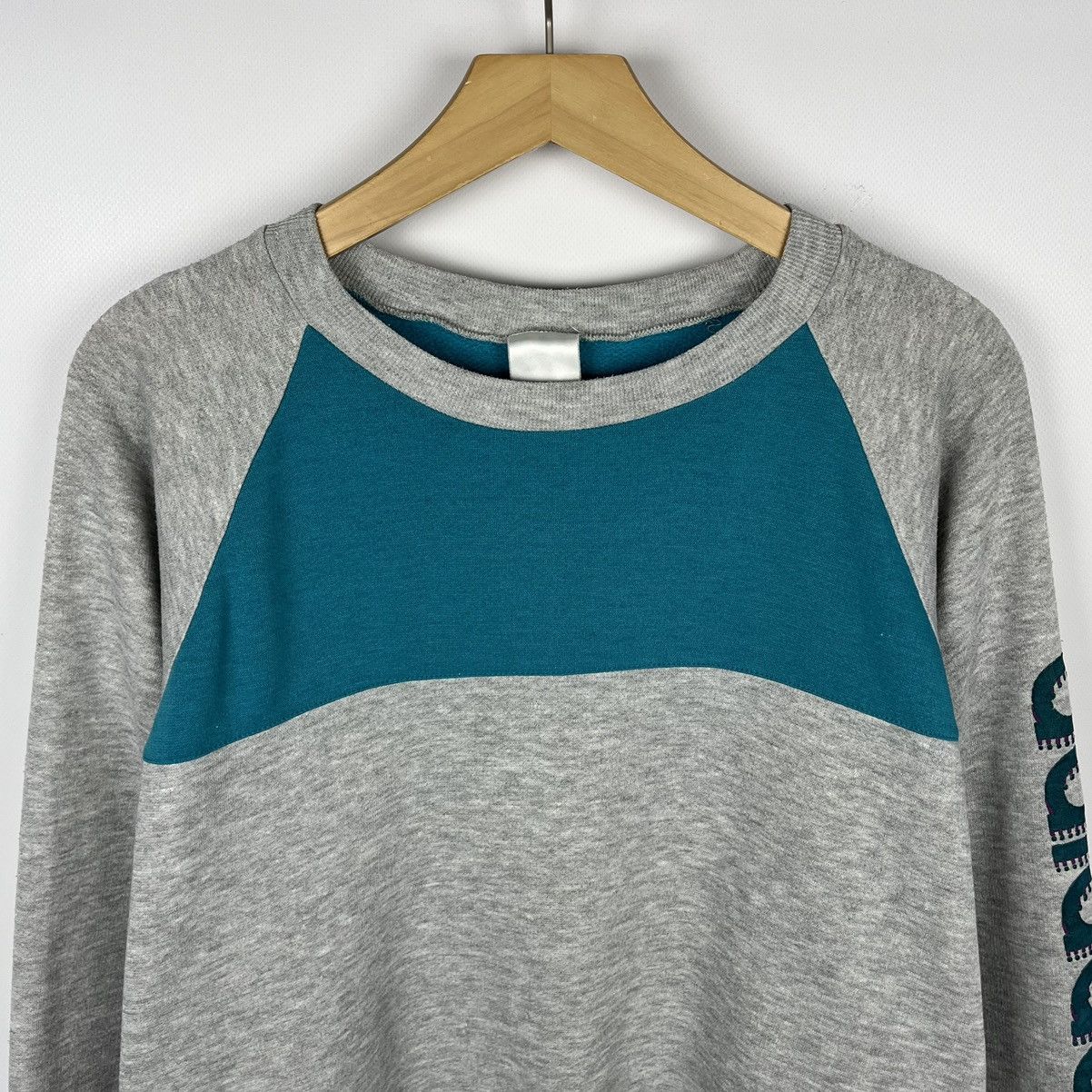 Adidas Vintage Adidas big logo sweatshirt 90’s Size US M / EU 48-50 / 2 - 2 Thumbnail
