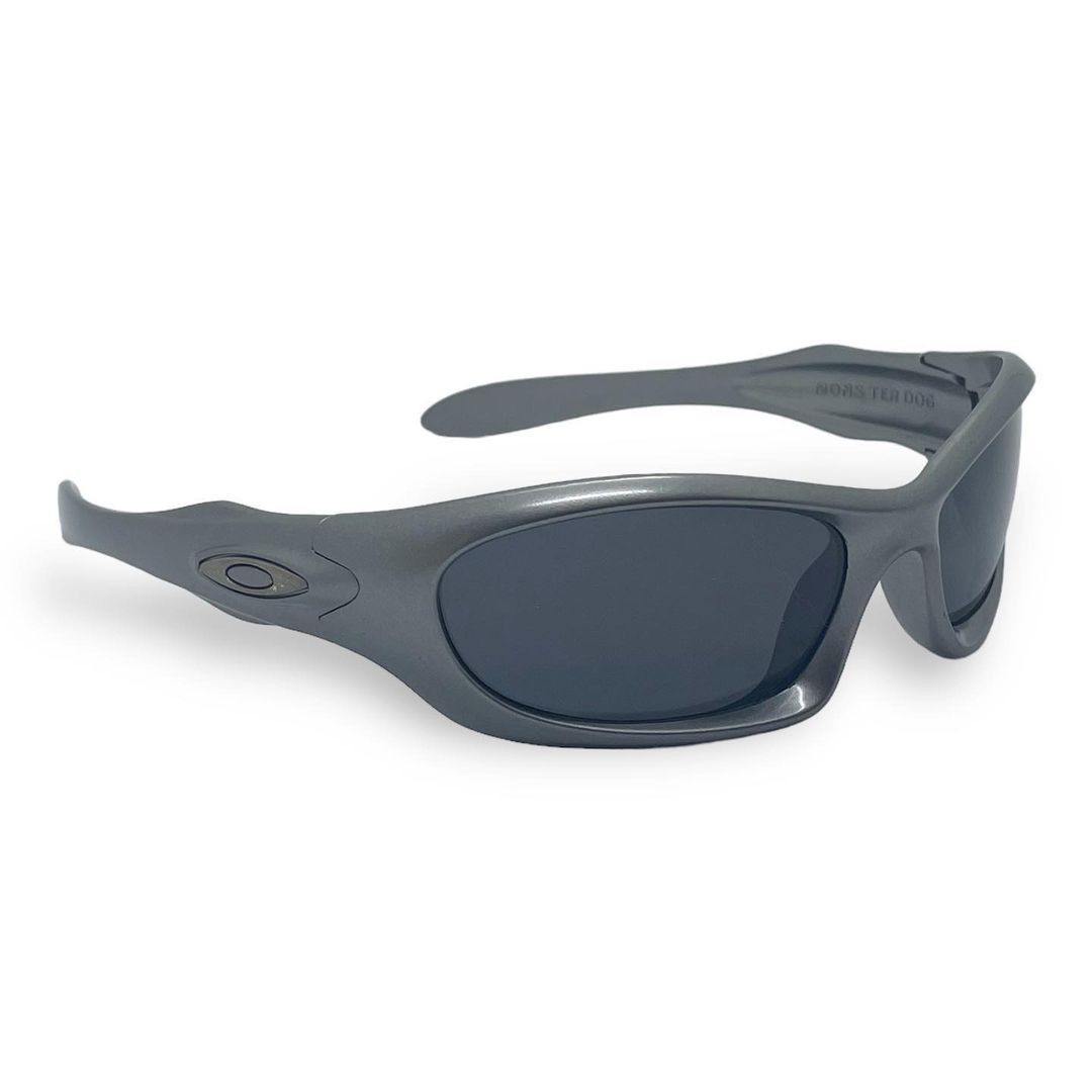 Oakley Y2K OAKLEY MONSTER DOG SUNGLASSES - 2000'S | Grailed