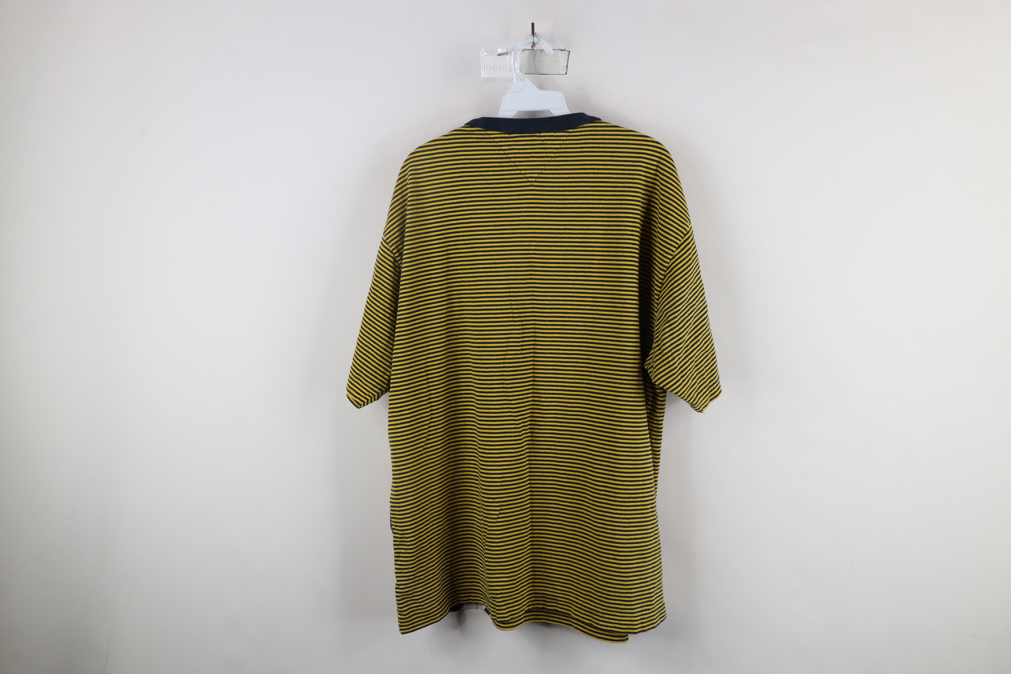 Tommy Hilfiger × Vintage Vintage 90s Tommy Hilfiger Short Sleeve T-Shirt Cotton Size US XL / EU 56 / 4 - 7 Thumbnail