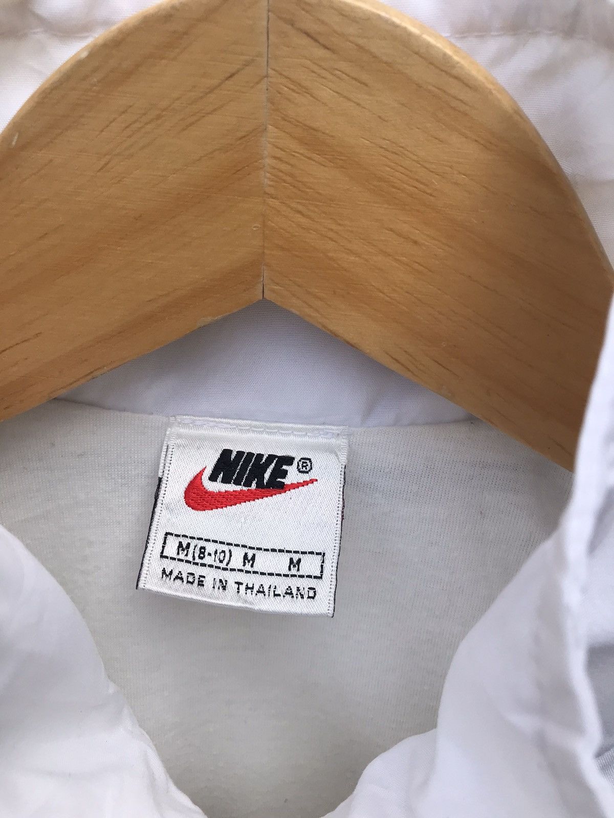 Nike Vintage 90s Nike Court Women Windbreaker Jacket Size M / US 6-8 / IT 42-44 - 2 Thumbnail