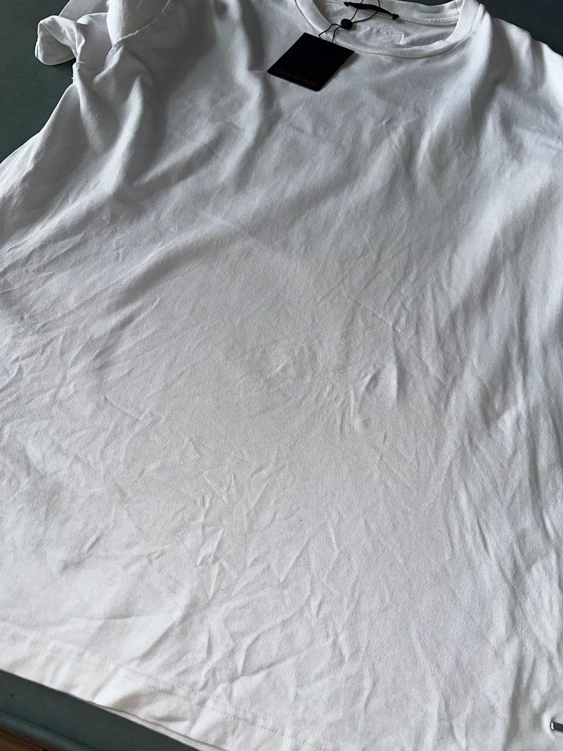 Louis Vuitton Louis Vuitton Back slogan instructions plain white short sl Size US XXL / EU 58 / 5 - 7 Thumbnail