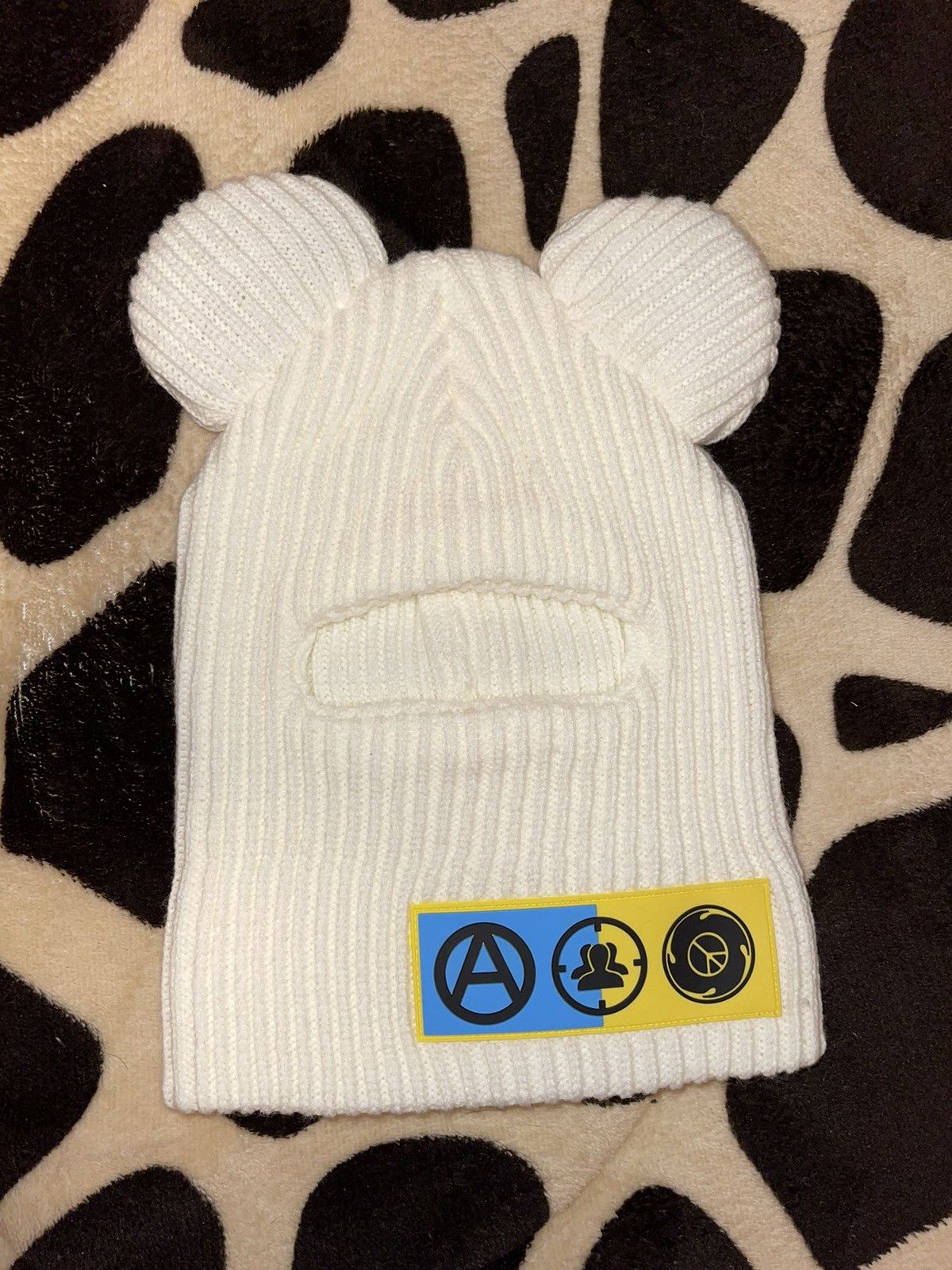 image of Stillz X Jose Wong Beanie Mask Bad Bunny Yhlqmdlg in White, Men's