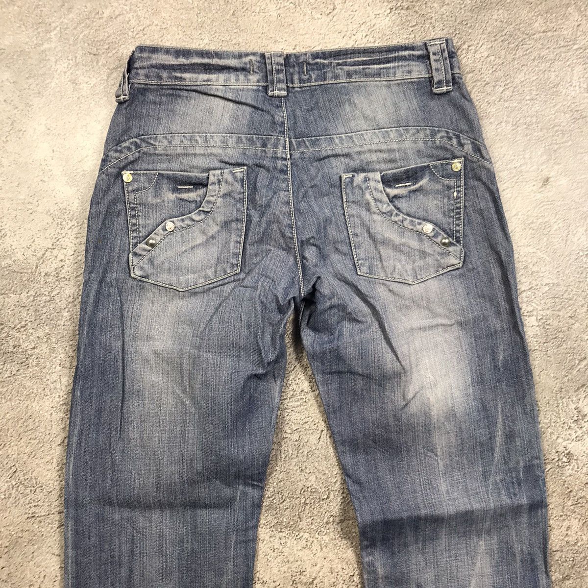 Vintage Vintage Y2K Distressed Flared Jeans Grunge Skate Graphic 29 Size 29" - 5 Thumbnail