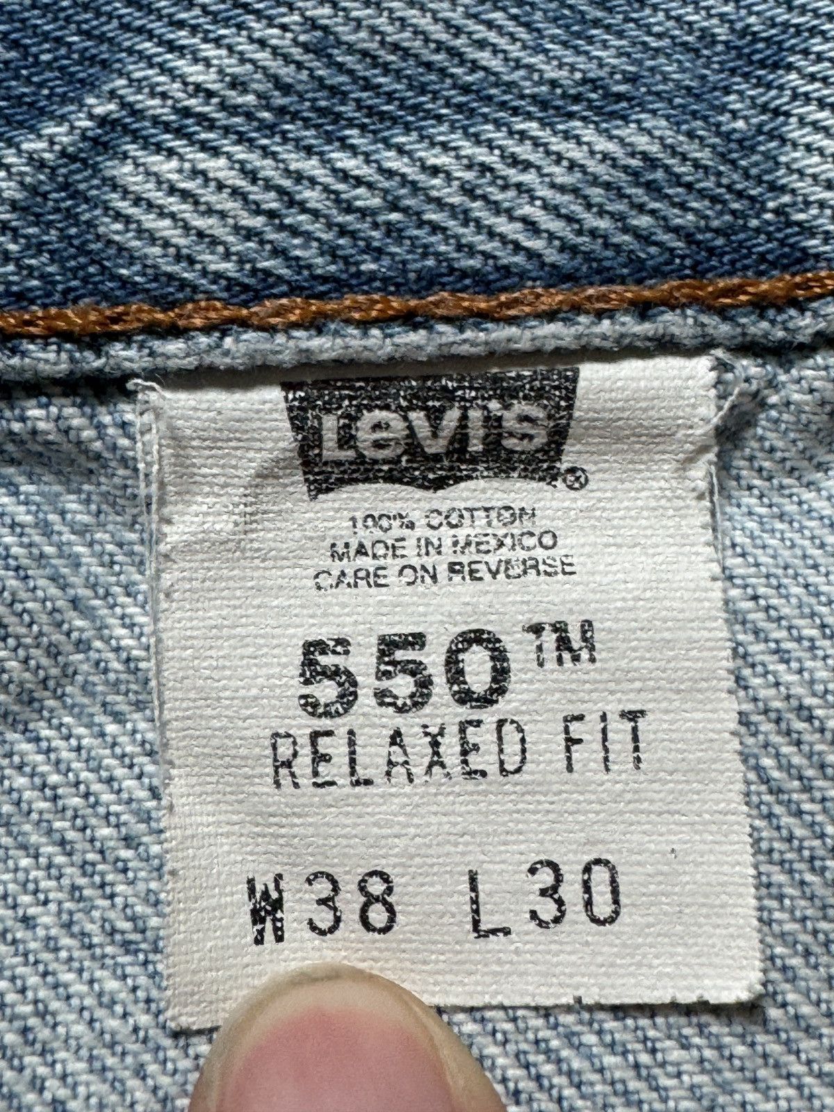 Levi's × Levi's Vintage Clothing × Vintage Vintage Levi’s 550 Distressed Light Wash Denim Jeans Size US 38 / EU 54 - 5 Thumbnail