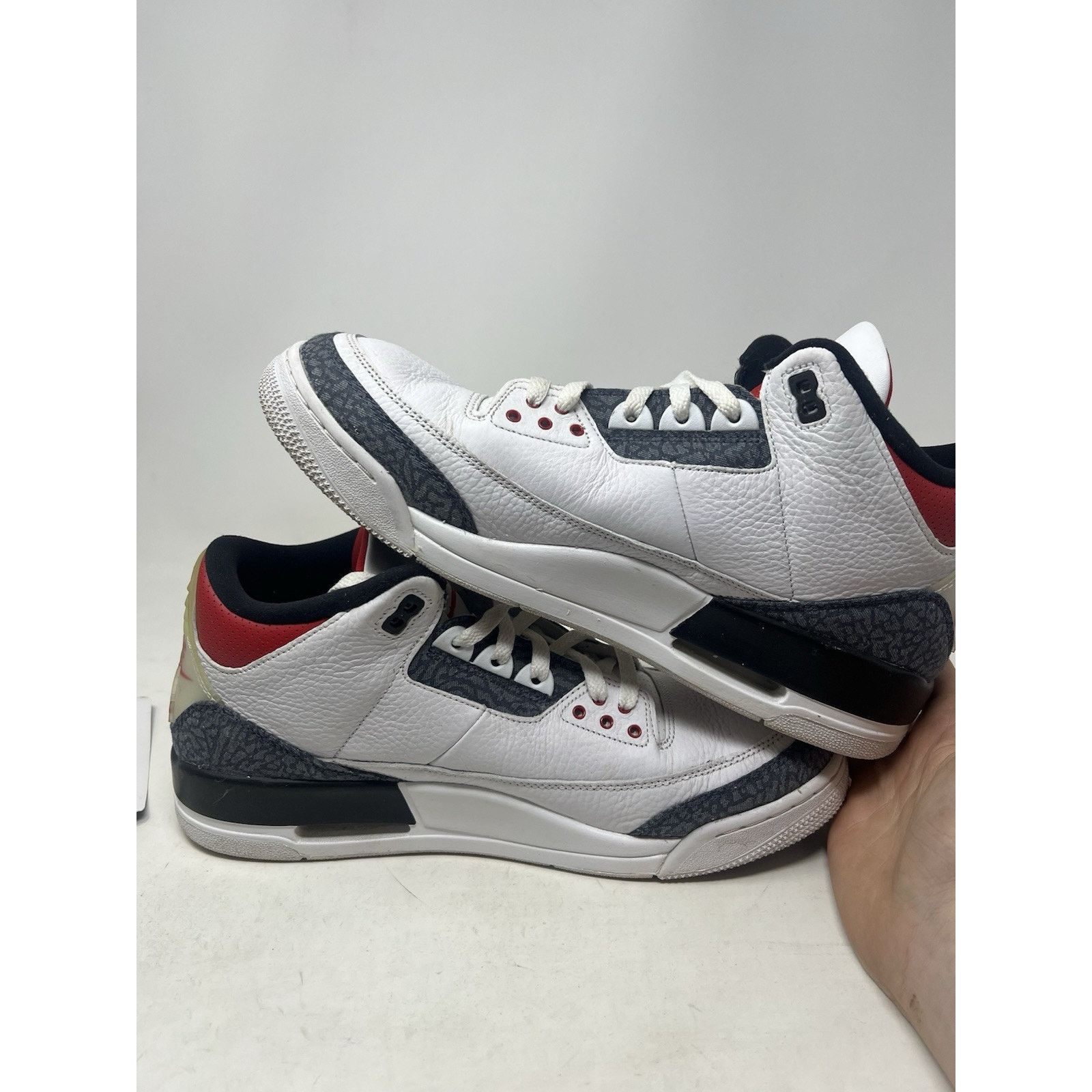 Jordan Brand Jordan 3 Retro Denim SE Fire Red 2020 | Size 13M Size US 13 / EU 46 - 8 Thumbnail