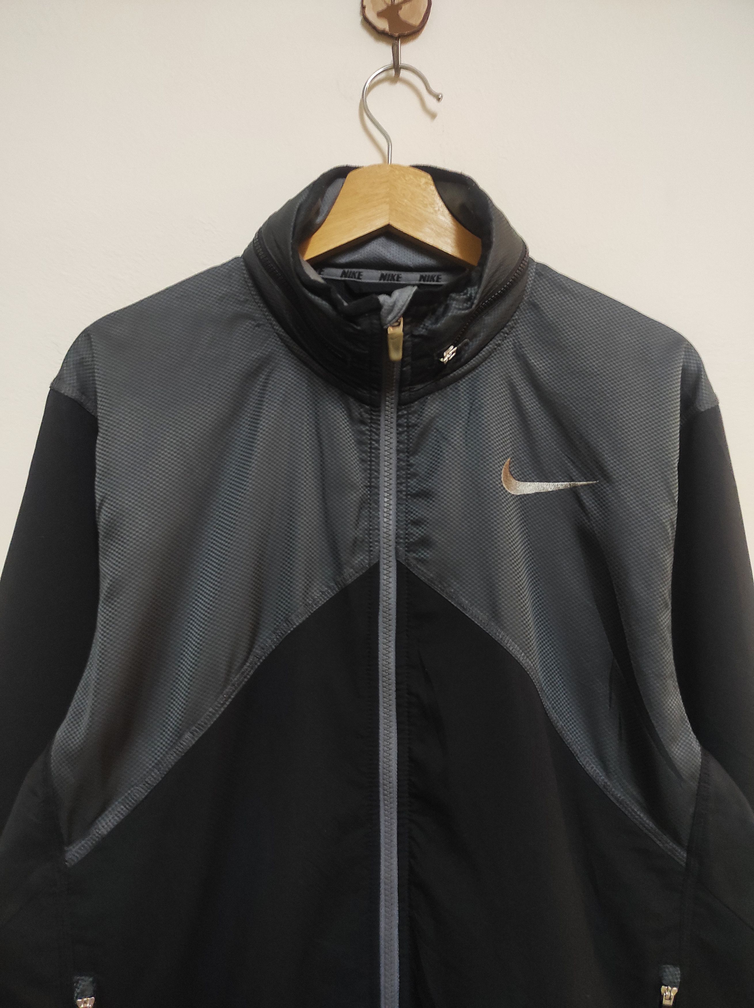 Nike Nike Swosh Jacket Size US XL / EU 56 / 4 - 5 Thumbnail