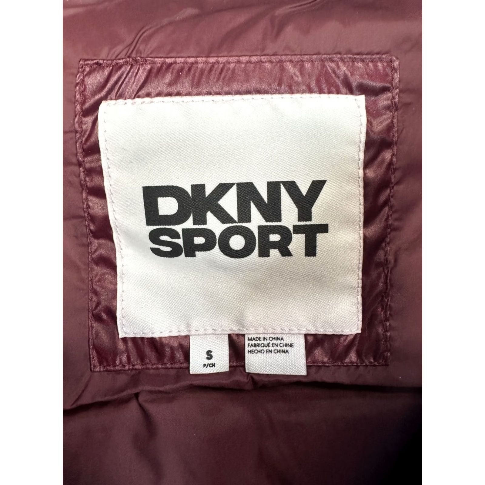 DKNY VINTAGE DKNY Sport Quilted Puffer Vest Burgundy Black S Small Women Size S / US 4 / IT 40 - 3 Thumbnail