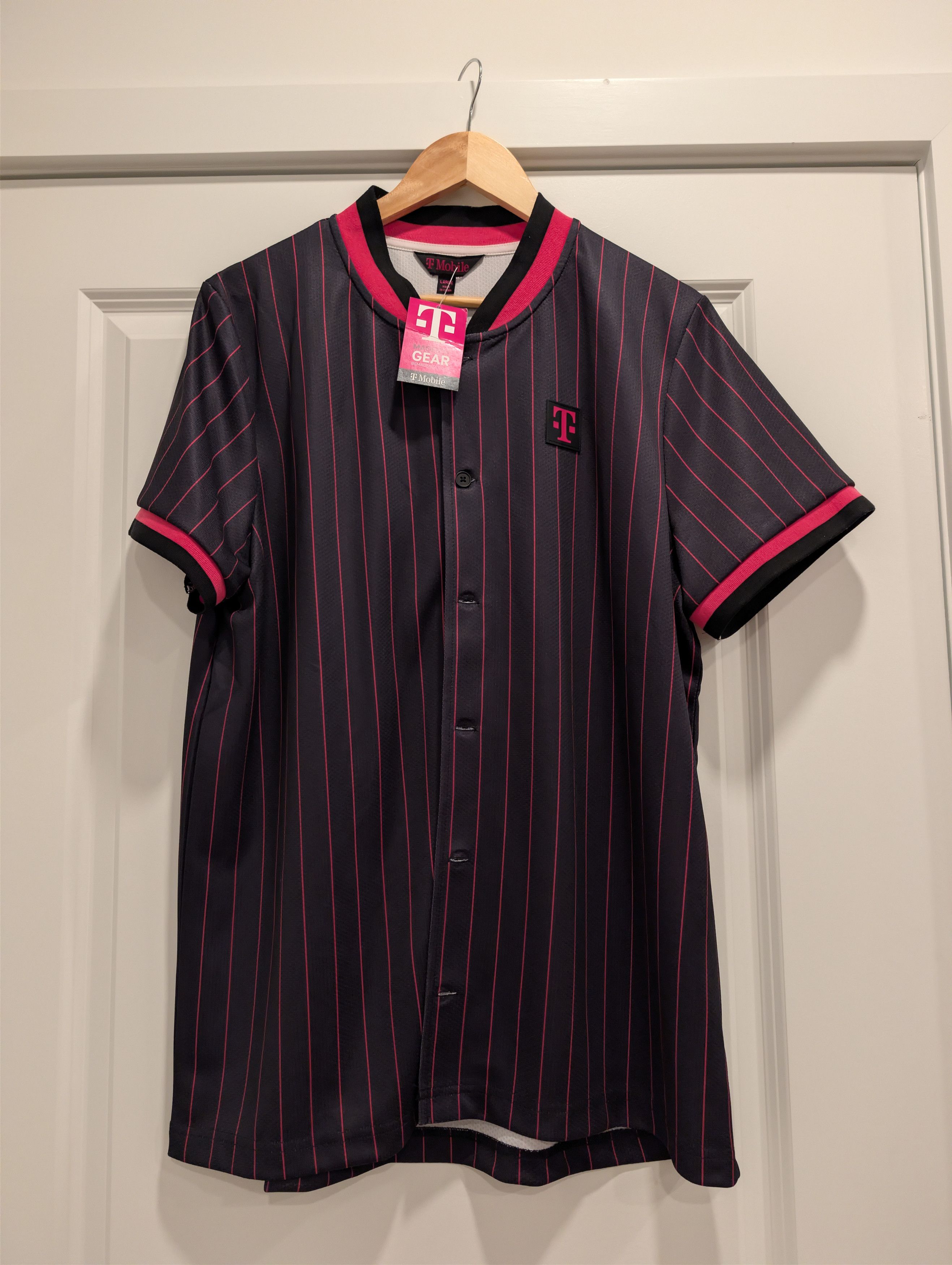 Other T-Mobile Black Baseball Jersey - L - Black Size US L / EU 52-54 / 3 - 3 Thumbnail