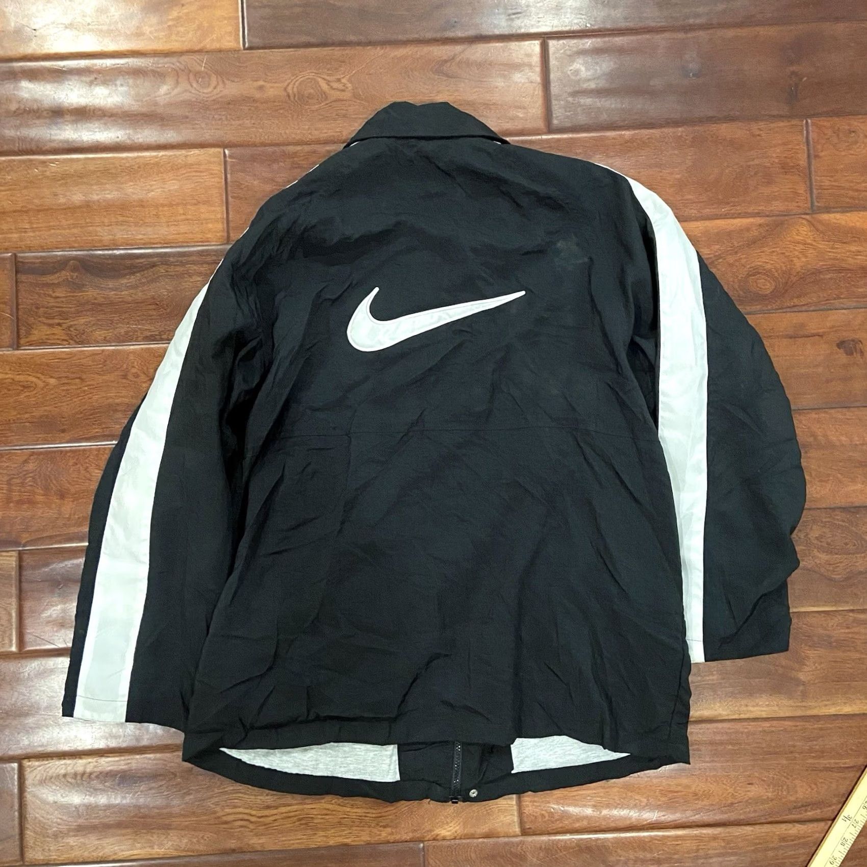 Nike VINTAGE Nike Windrunner Full Zip Windbreaker Jacket 90s Black L Adult Size L / US 10 / IT 46 - 2 Thumbnail