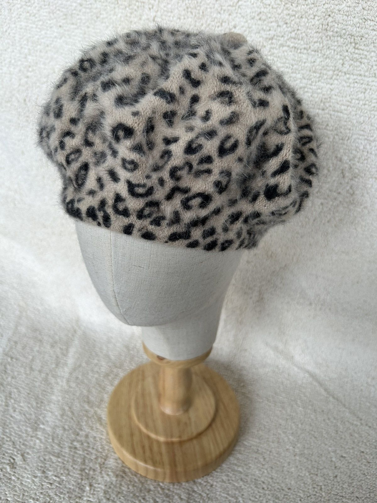 Japanese Brand Moussy Leopard Fuzzy Faux Fur Baret hats