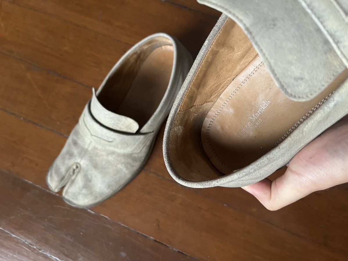 Maison Margiela 2020 Maison Margiela White Tabi Advocate Loafers Size US 7 / EU 40 - 15 Thumbnail