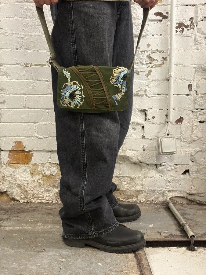 John Galliano John Galliano Olive Canvas Embroidered Sunflower Crossbody Bag Size ONE SIZE - 2 Thumbnail