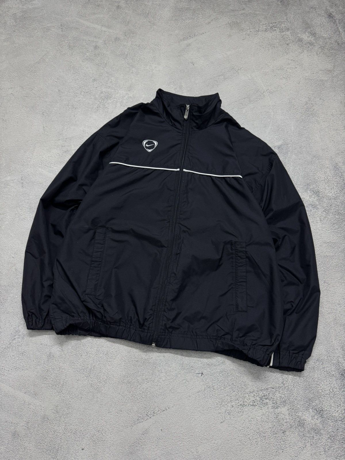 Nike Vintage Y2K Nike Nylon Mini Logo Jacket 00’s Size US L / EU 52-54 / 3 - 4 Thumbnail