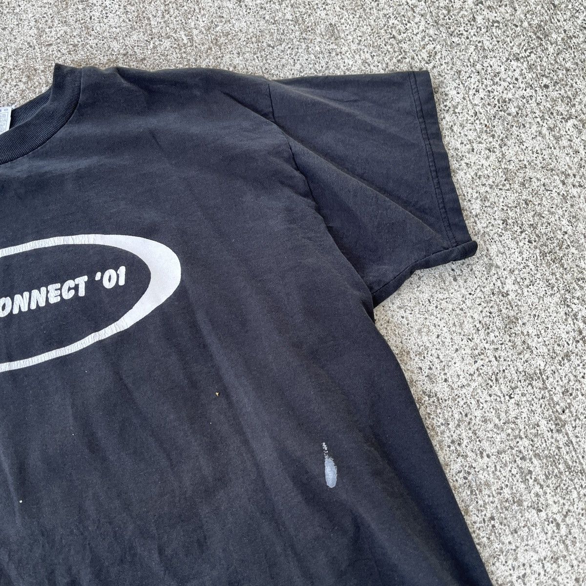 Vintage Vintage 2001 Arts Connect '01 Black T-Shirt XL Size US XL / EU 56 / 4 - 2 Thumbnail
