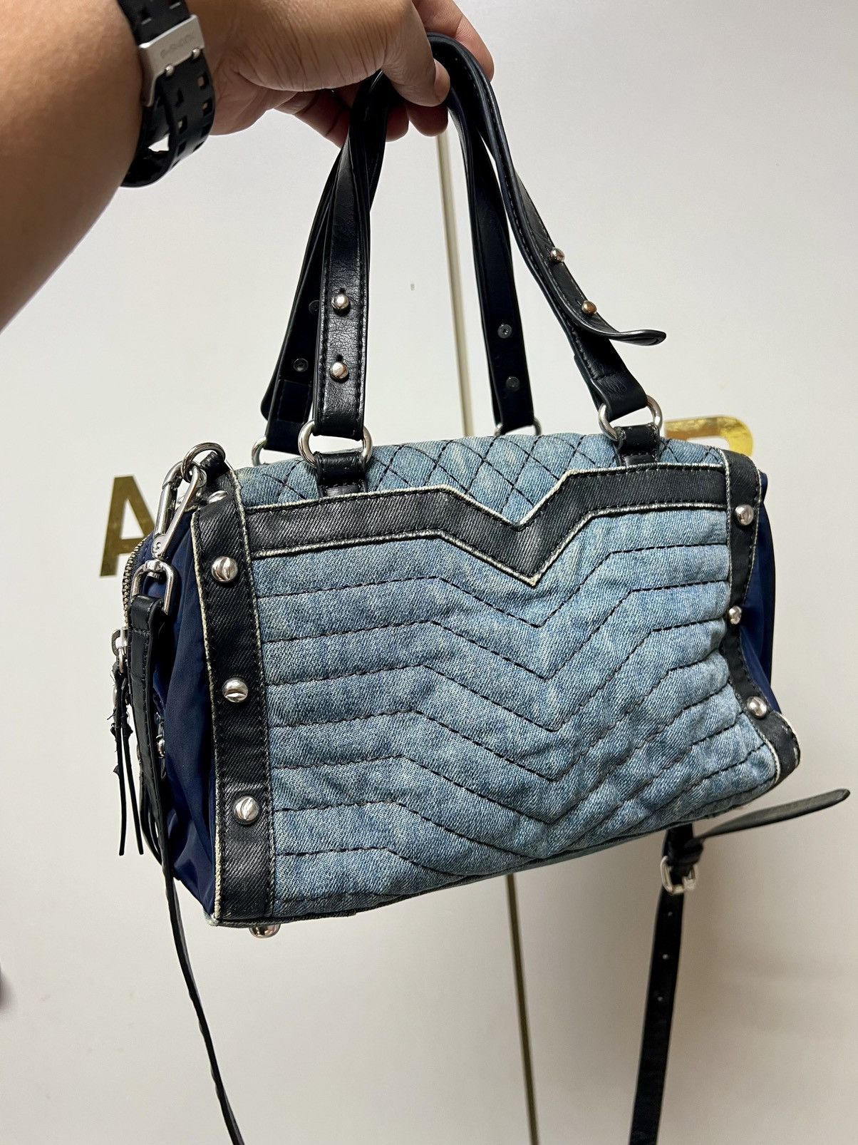 Diesel × Diesel Black Gold × Vintage Vintage Y2K Diesel Two Way Sling Crossbody Bag Size ONE SIZE - 6 Thumbnail
