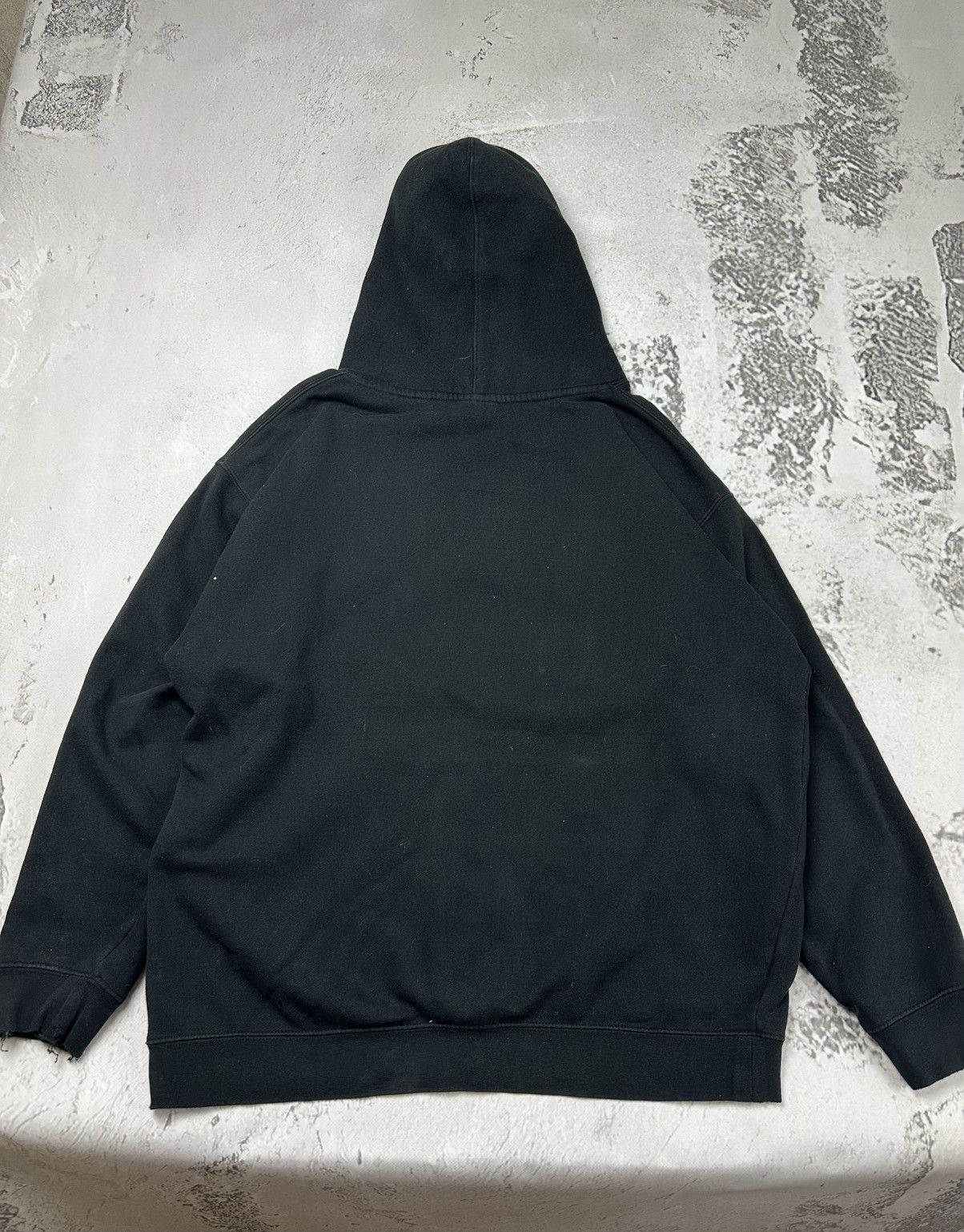 Obey Vintage OBEY Streetwear Black Hoodie Big Logo Large Size US L / EU 52-54 / 3 - 7 Thumbnail