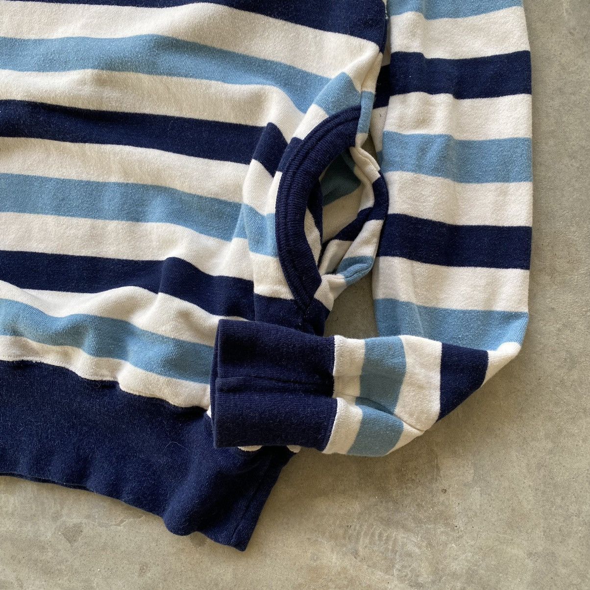 Hysteric Glamour HYSTERIC GLAMOUR Spellout Design Stripe Sweatshirt Size US S / EU 44-46 / 1 - 3 Thumbnail