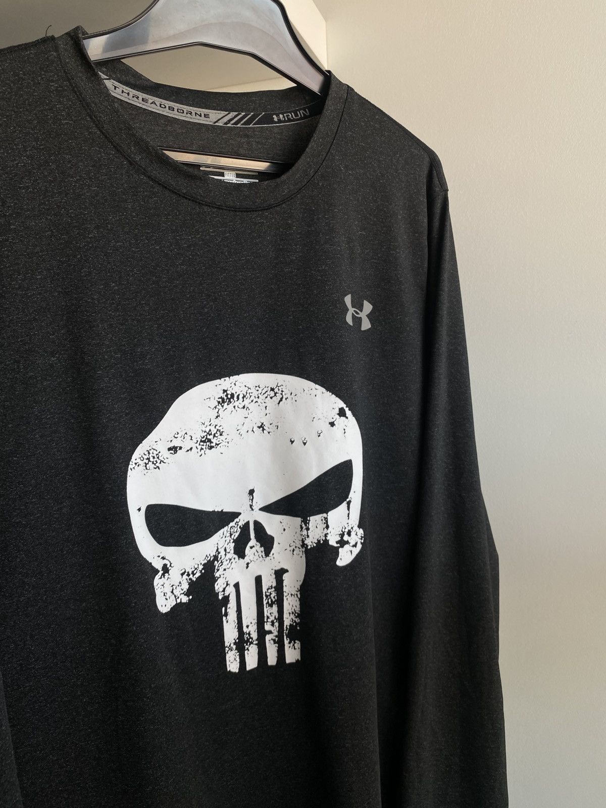 Marvel Comics × Under Armour Under Armour x Marvel Punisher XL heatgear long sleeve y2k Size US XL / EU 56 / 4 - 6 Thumbnail