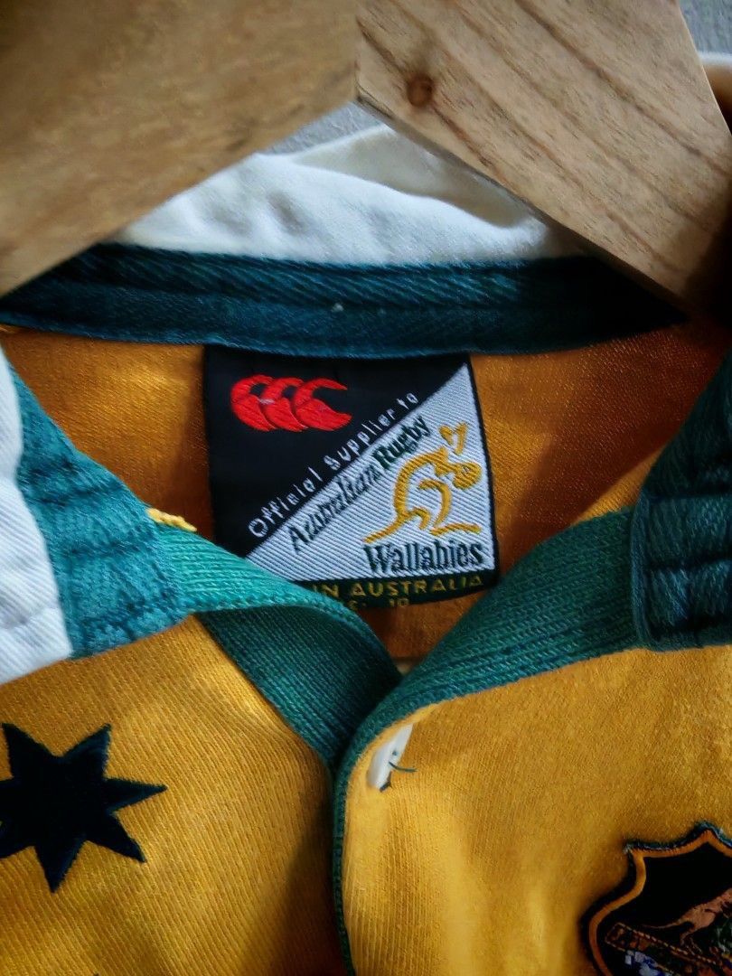 Canterbury of New Zealand × Man Made In Australia × Vintage Vintage Canterbury wallabies Australia Rugby jersey Size US S / EU 44-46 / 1 - 9 Thumbnail
