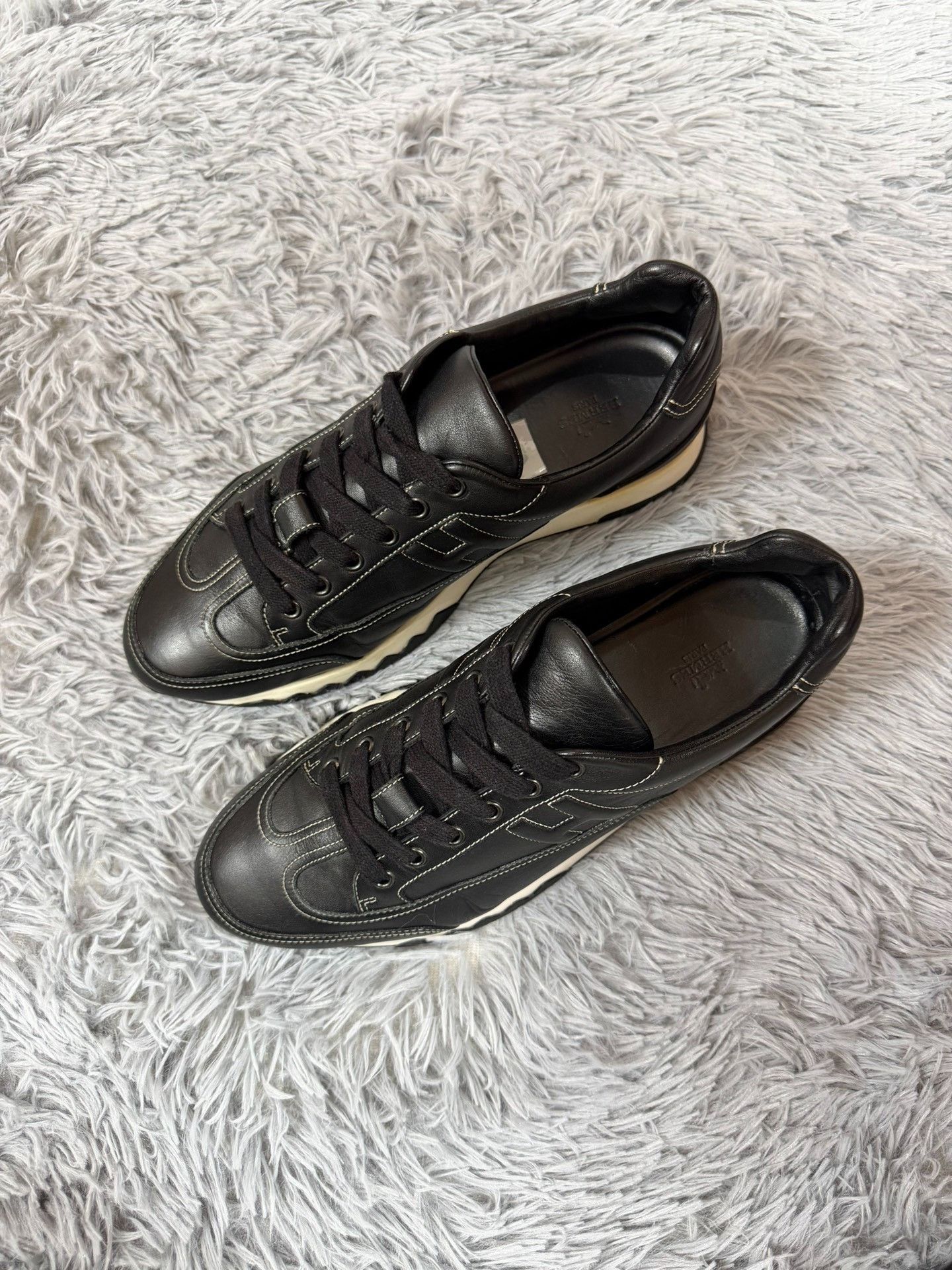Hermes Hermes Casual Black Lowtop Sneakers 9 Men Size US 9 / EU 42 - 1 Thumbnail