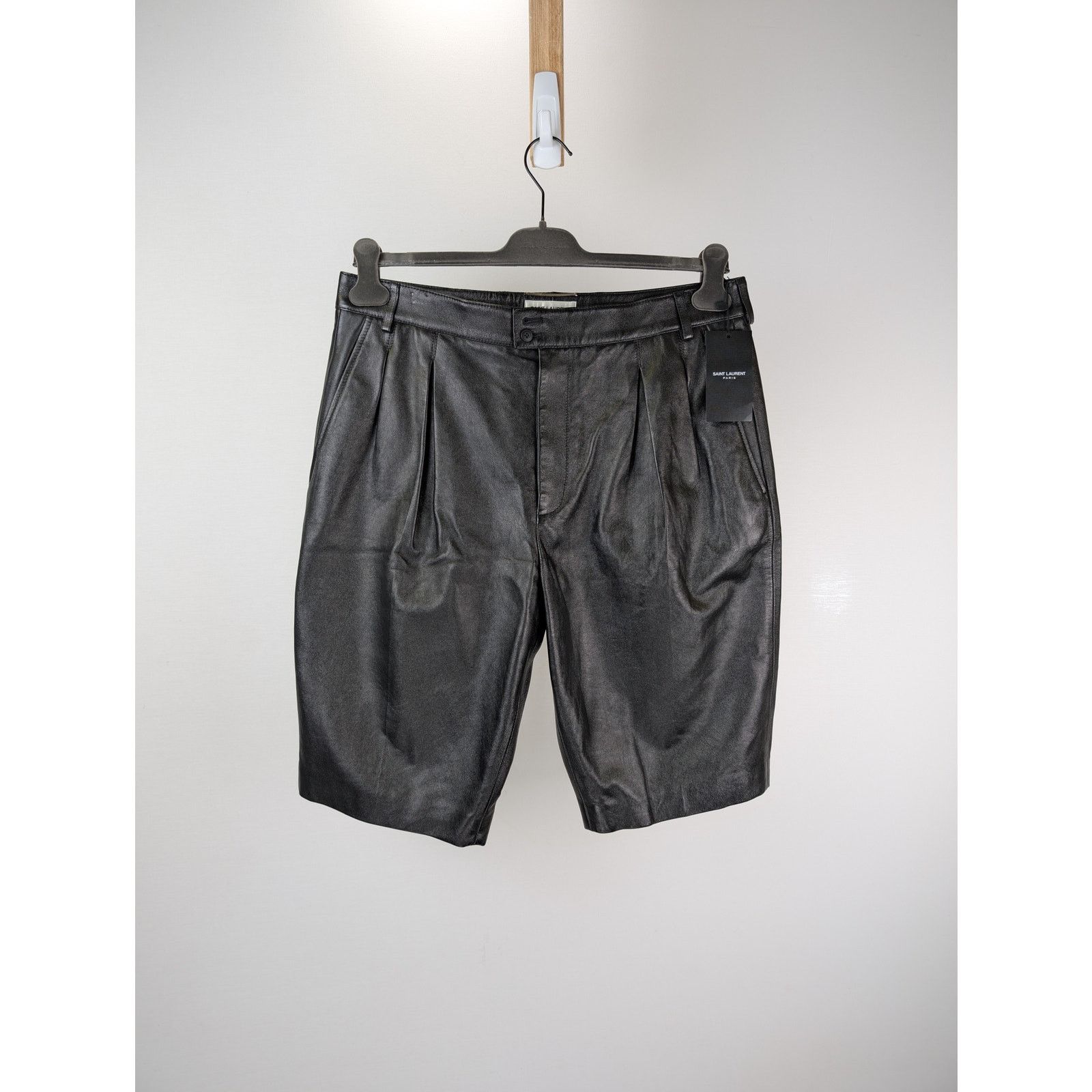 Saint Laurent Paris o1rshd1 Leather Bermuda Shorts in Black Size US 34 / EU 50 - 1 Thumbnail