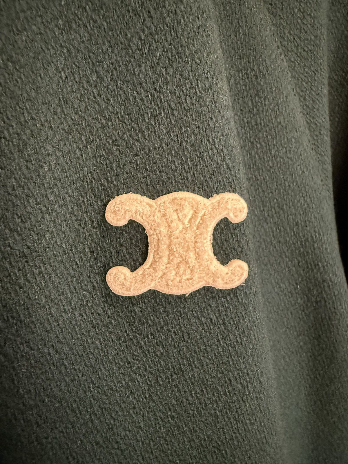 Celine $3.25k+ FW24 Celine Triomphe logo teddy jacket green Hedi 52 Size US L / EU 52-54 / 3 - 13 Thumbnail