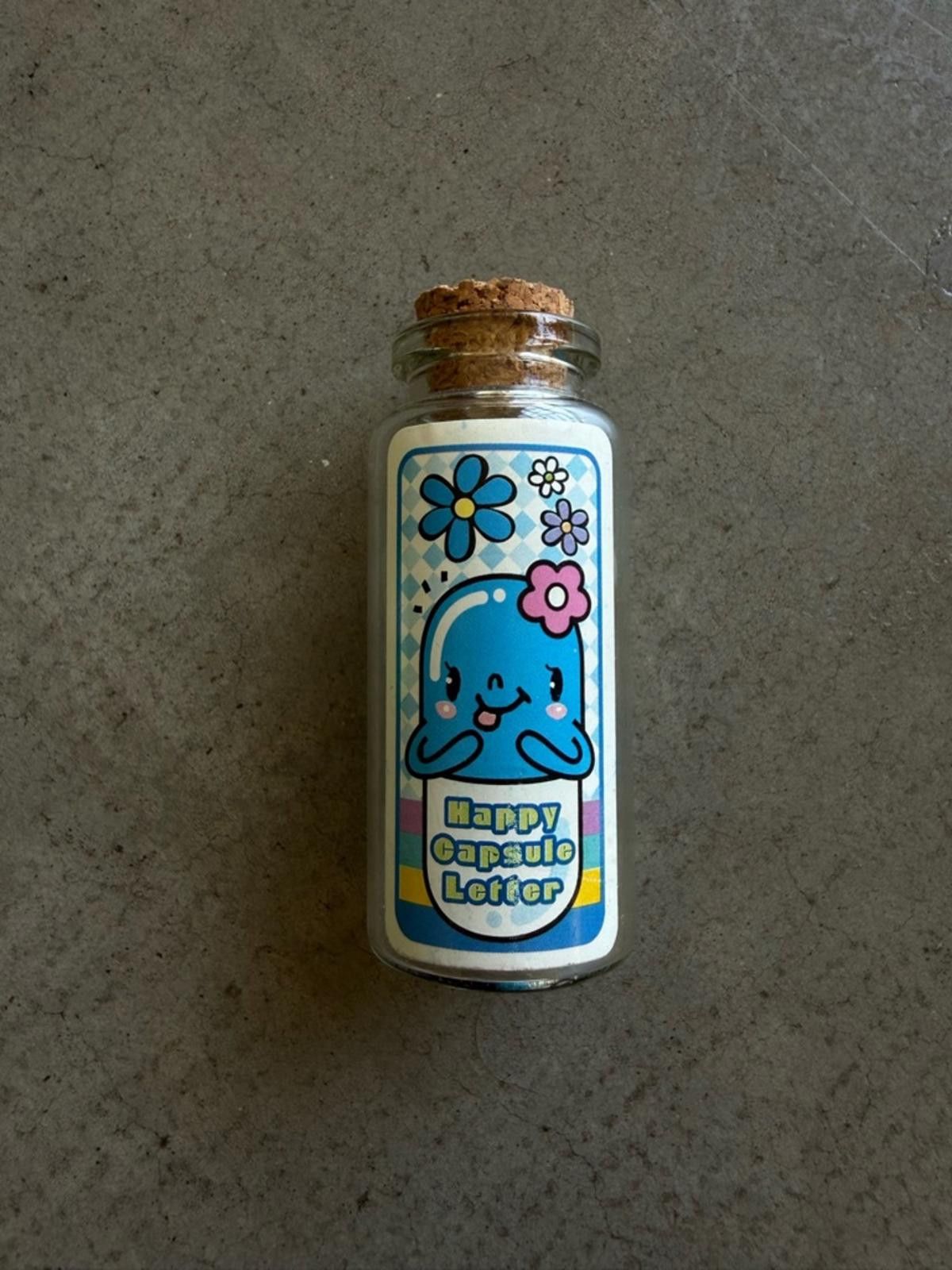 Other Happy Capsule Letter Bottle / Kawaii Note Pills Jar Gift Size ONE SIZE - 1 Thumbnail