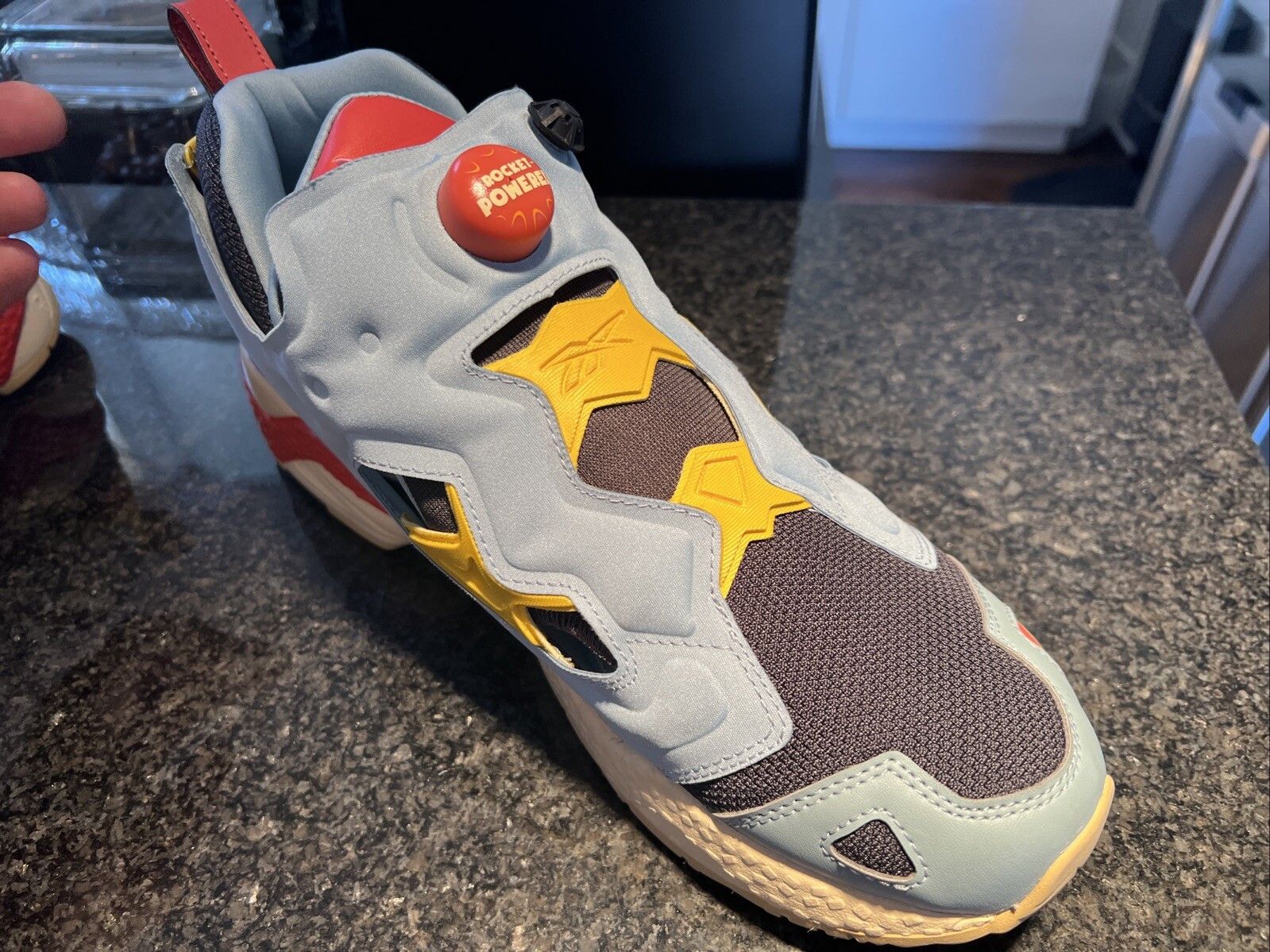 Reebok Reebok Pumps Classics x Looney Tunes US 10.5 Men Instapump Size US 10.5 / EU 43-44 - 3 Thumbnail