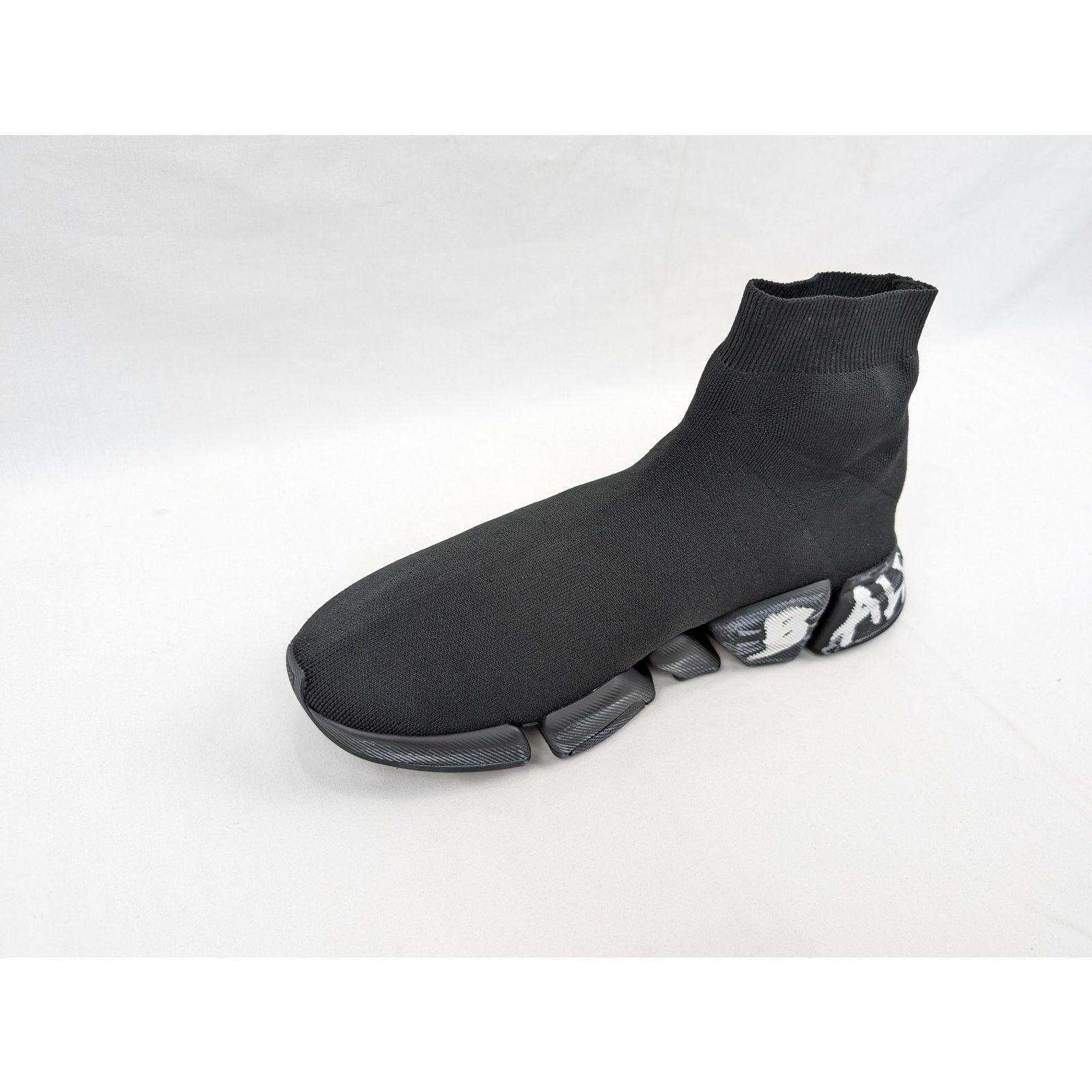 Balenciaga o1rshd1 Speed 2.0 Graffiti Sneakers in Black/White Size US 13 / EU 46 - 8 Thumbnail