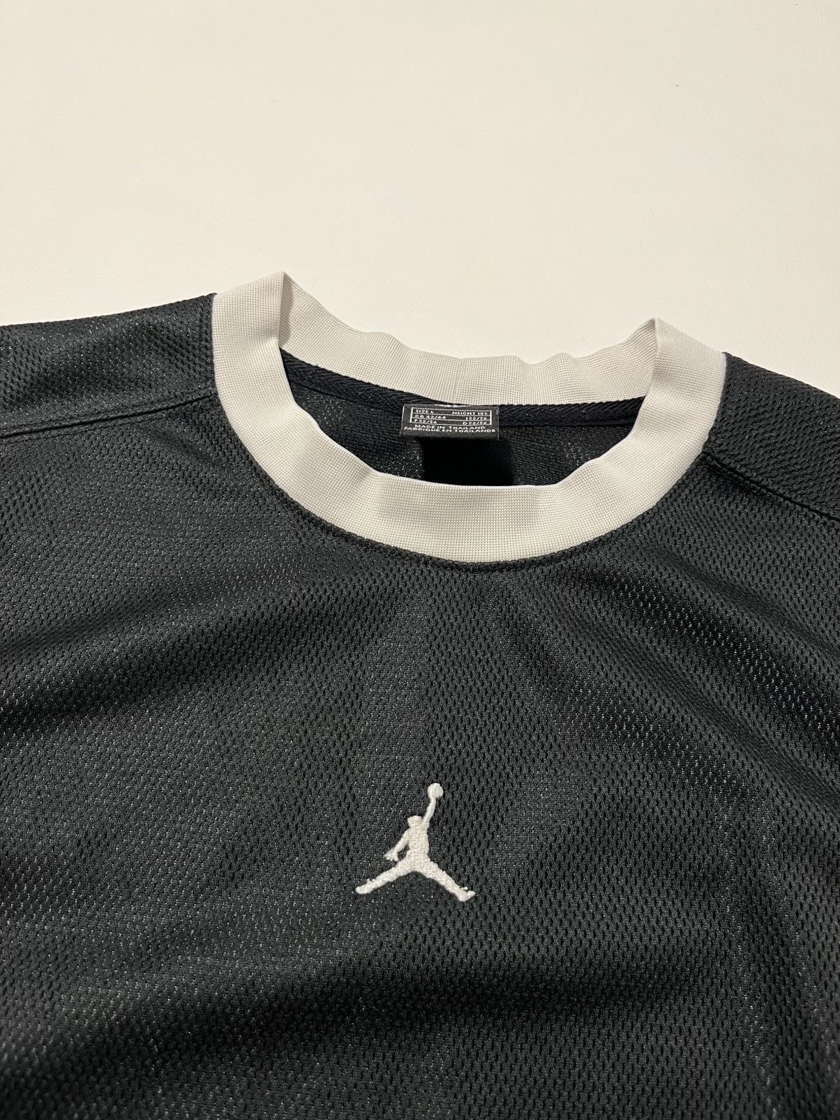 Jordan Brand Jordan Center Logo Tank Tops Nike Basketball Vintage Swoosh Size US L / EU 52-54 / 3 - 3 Thumbnail