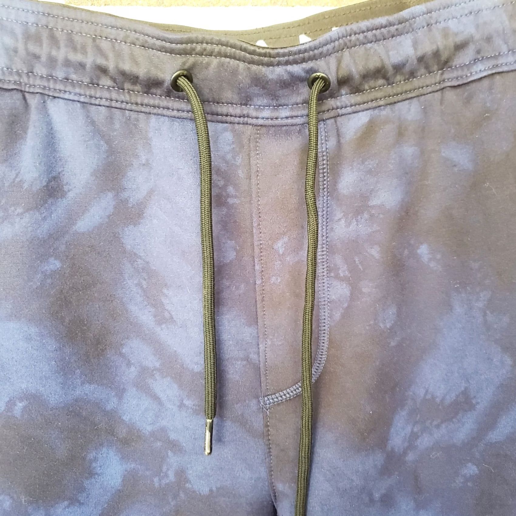 American Eagle Outfitters American Eagle Outfitters Shorts Mens Large Blue Camo Pockets Athletic 34-37x8.5 Size US 33 - 3 Thumbnail