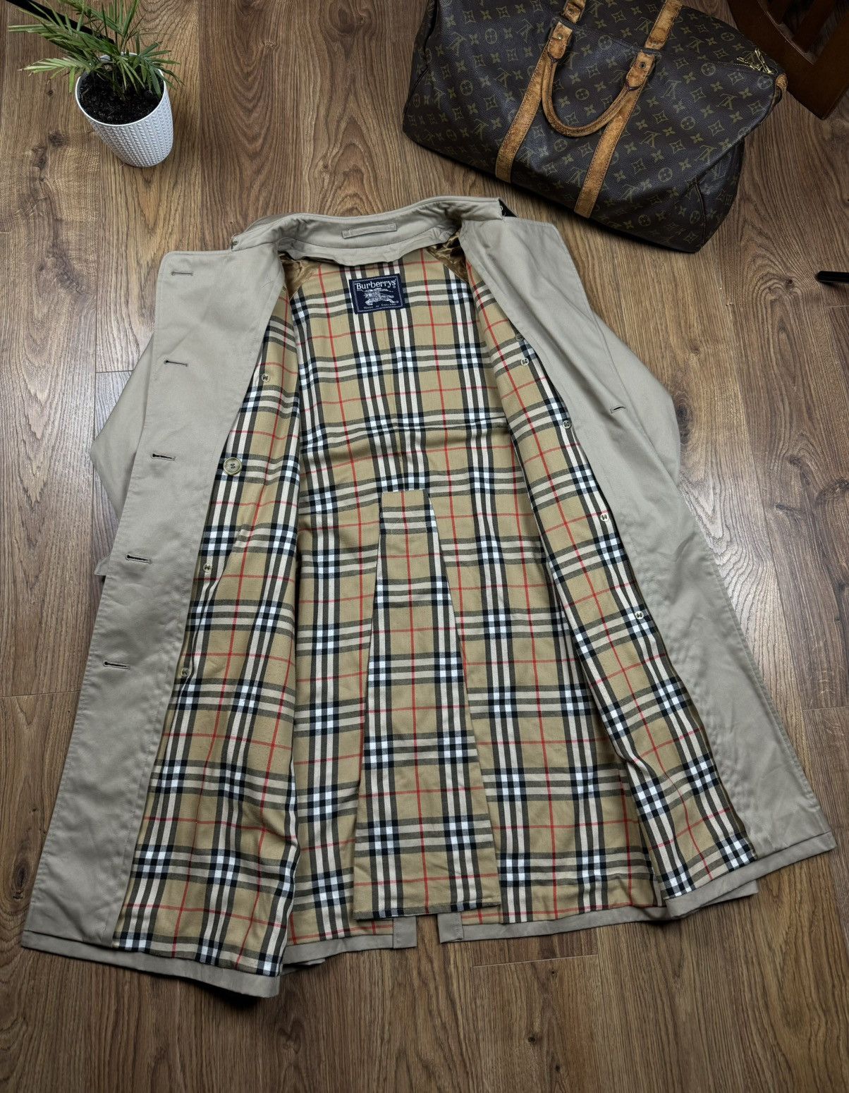 Burberry Vintage trench coat Burberry original luxury streetwear item Size L / US 10 / IT 46 - 3 Thumbnail