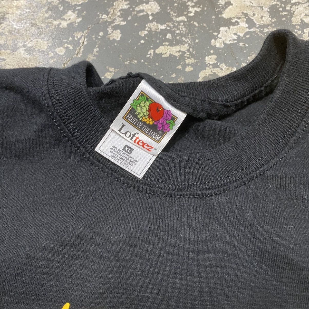 Vintage Vintage The Three Stooges Beer Bar 1998 Tshirt Size US XL / EU 56 / 4 - 5 Thumbnail