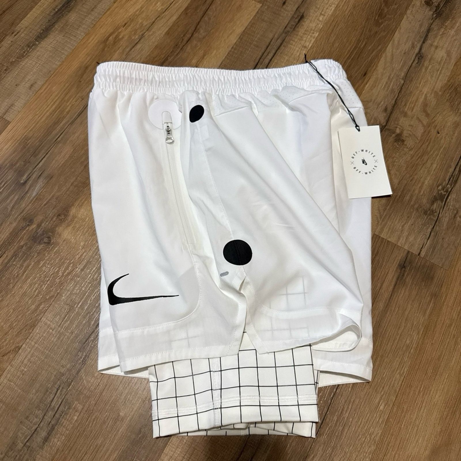 Nike Nike x Off-White Grid Shorts Size US 27 - 6 Thumbnail
