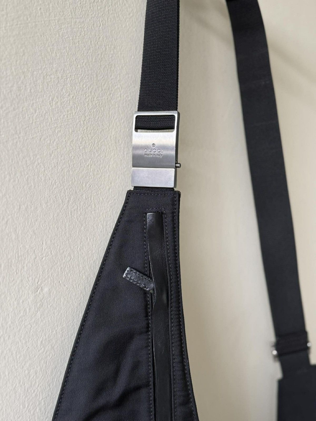 Gucci Gucci 90s Tom Ford Black Nylon & Leather Bag Size ONE SIZE - 5 Thumbnail
