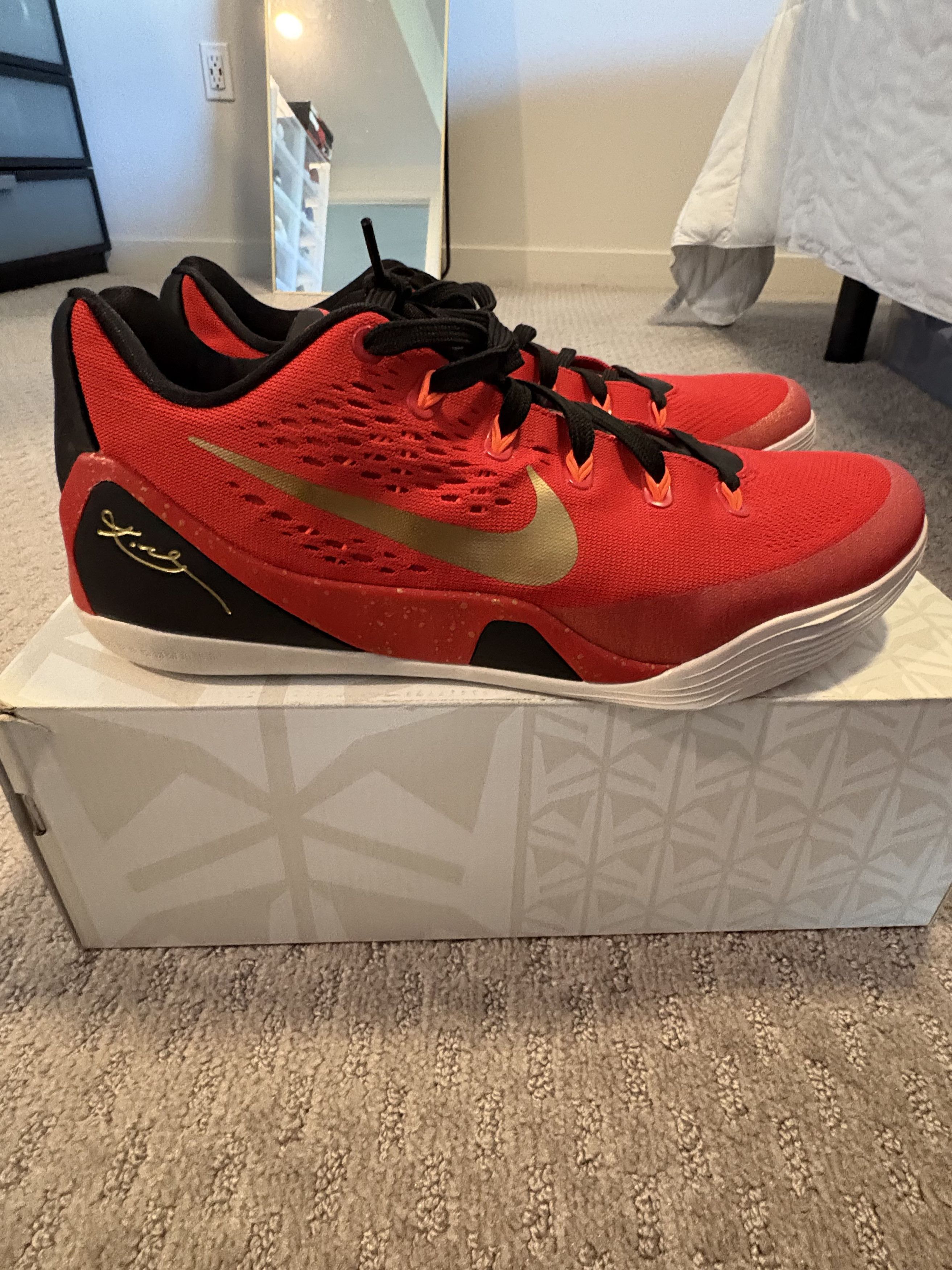 Nike Nike Kobe 9 EM Low China Size US 10.5 / EU 43-44 - 6 Thumbnail