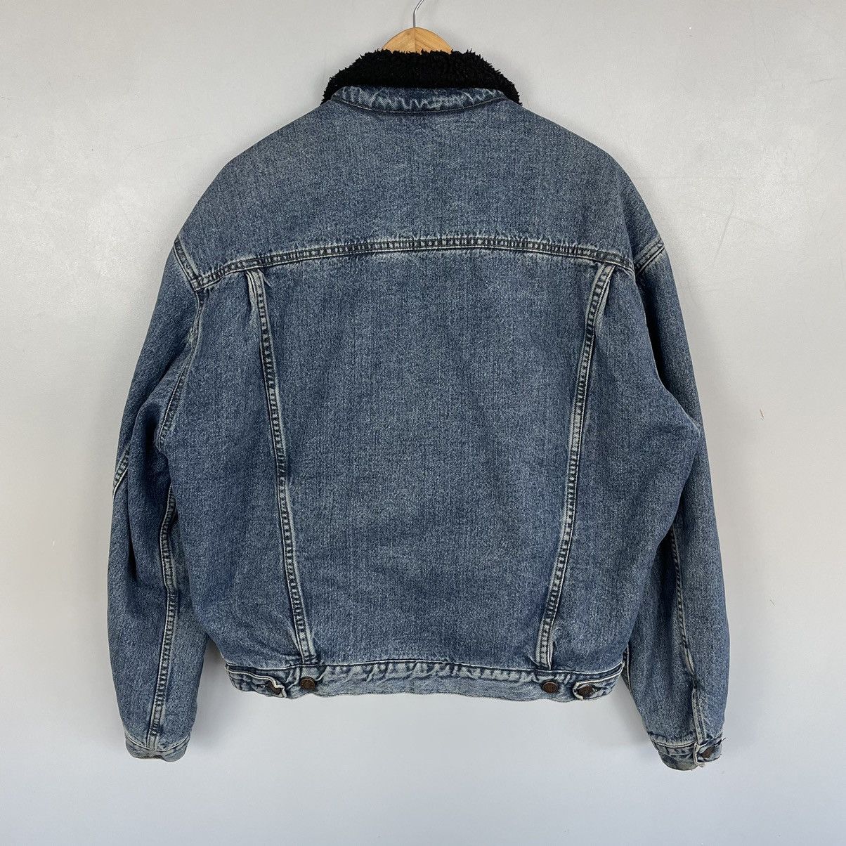 Levi's Hot Vintage 80’s Sherpa Levi’s denim cropped bomber jacket Size US L / EU 52-54 / 3 - 8 Thumbnail