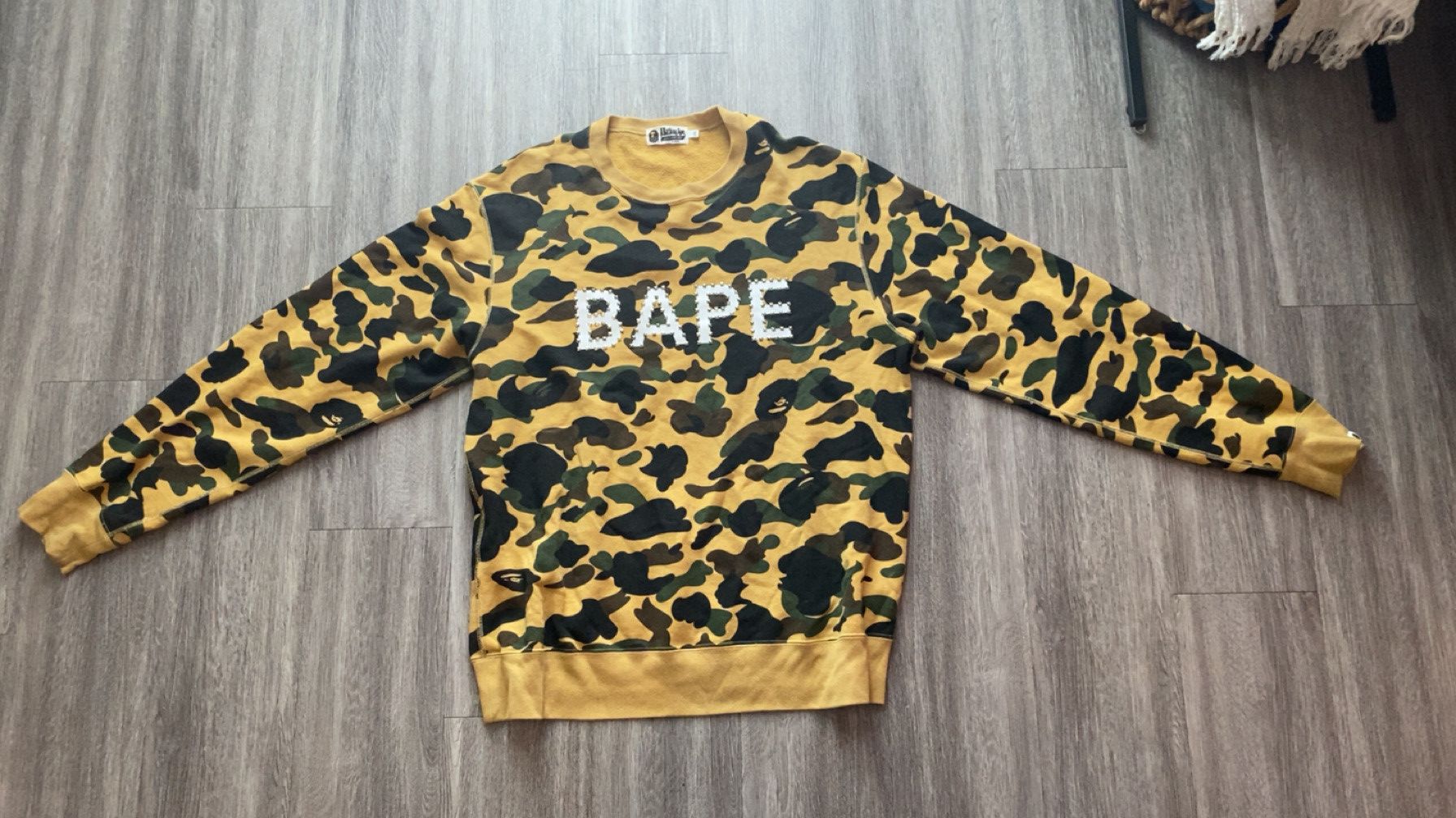 Bape BAPE 1st Camo Studded Sweatshirt Size US XL / EU 56 / 4 - 2 Thumbnail