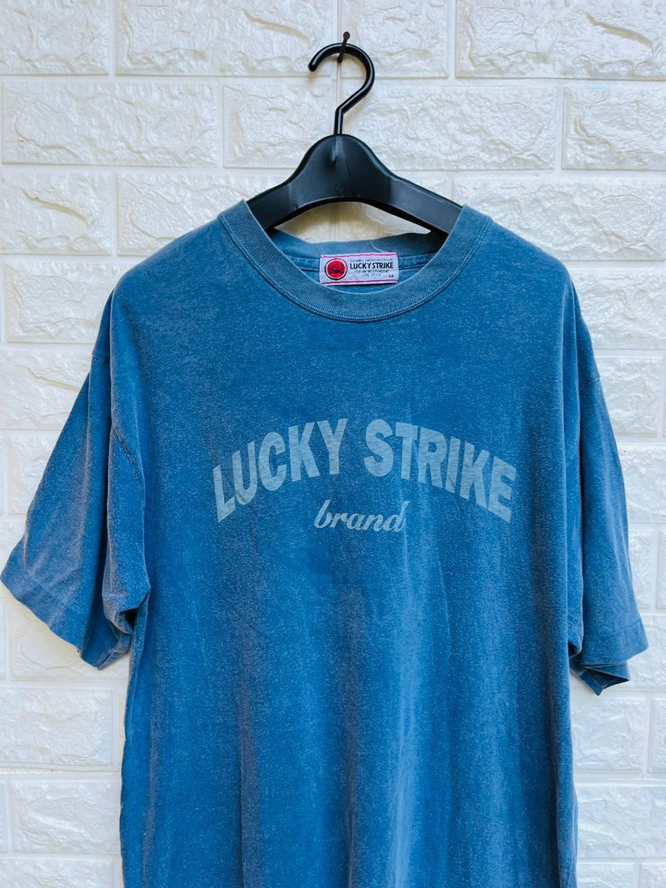 Japanese Brand × Vintage Vintage Lucky Strike Motorsport Streetwear Fashion Style Size US L / EU 52-54 / 3 - 3 Thumbnail