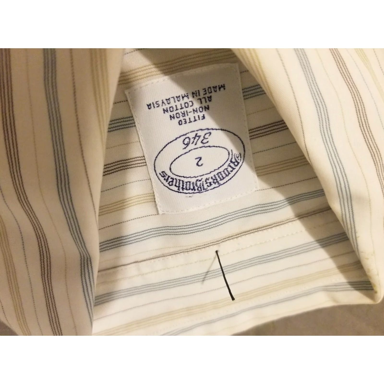 Brooks Brothers Womens Brooks Brothers Dress Shirt Blouse Beige Cotton Button Shirt Size 2 Womens Size XS / US 0-2 / IT 36-38 - 3 Thumbnail