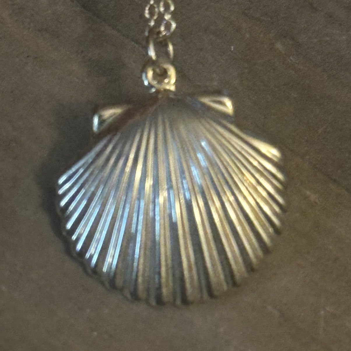 Vintage Vintage clam shell with pearl pendant necklace Size ONE SIZE - 4 Thumbnail