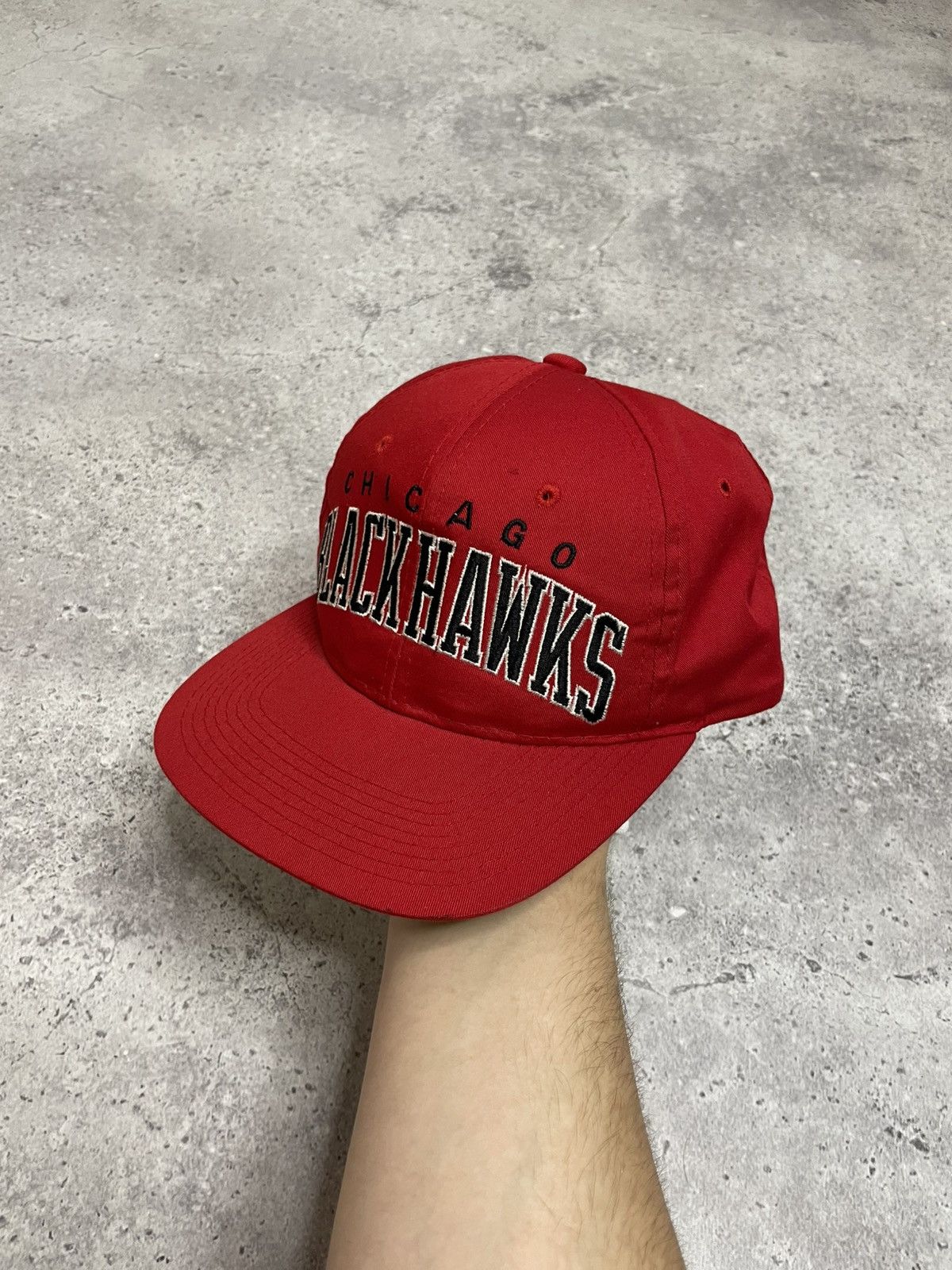 Starter VTG Chicago Blackhawks Starter Arched Snapback Hat Cap Red Size ONE SIZE - 2 Thumbnail