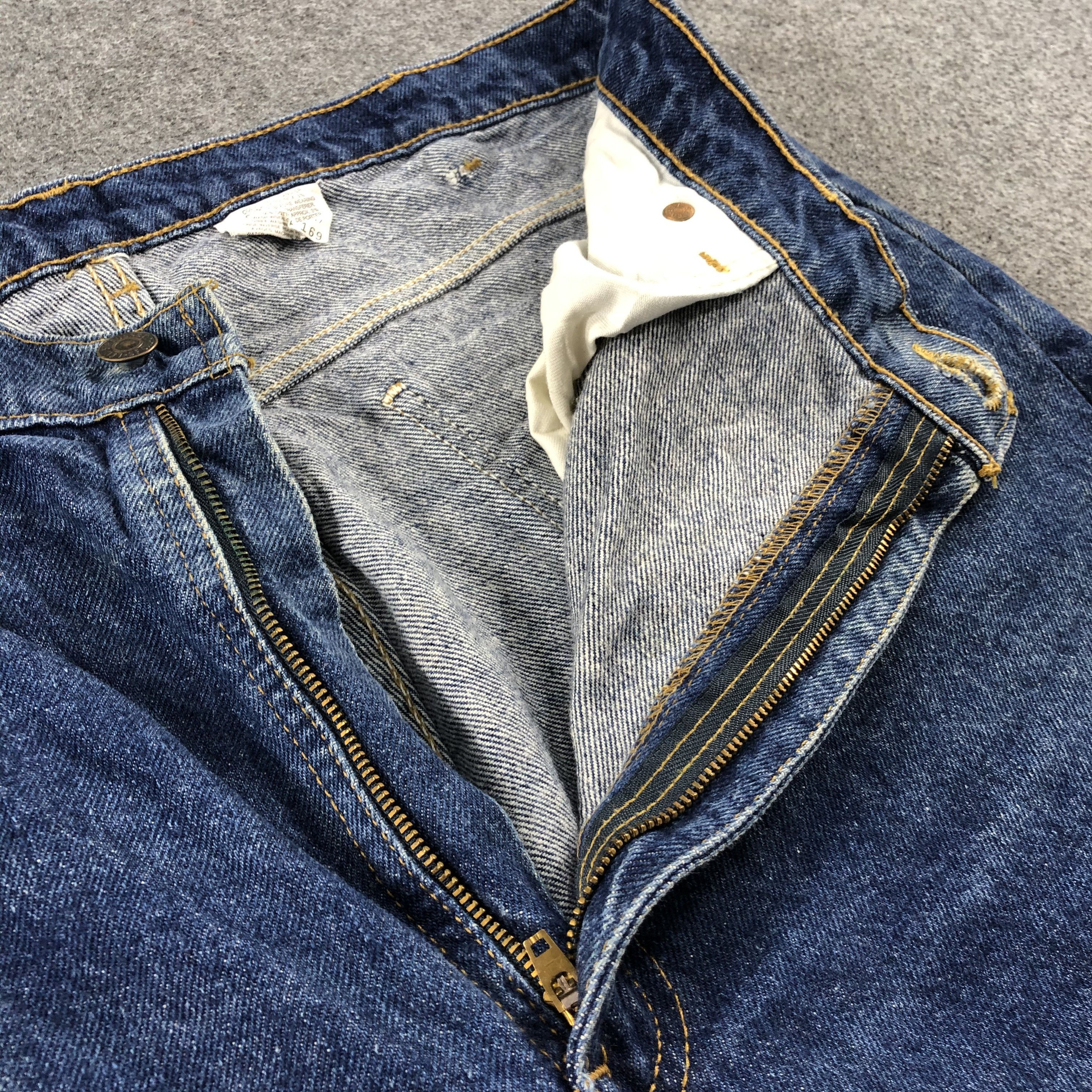 Levi's 90s Vintage Blue Wash Levis 619 Jeans-J2479 Size US 36 / EU 52 - 7 Thumbnail