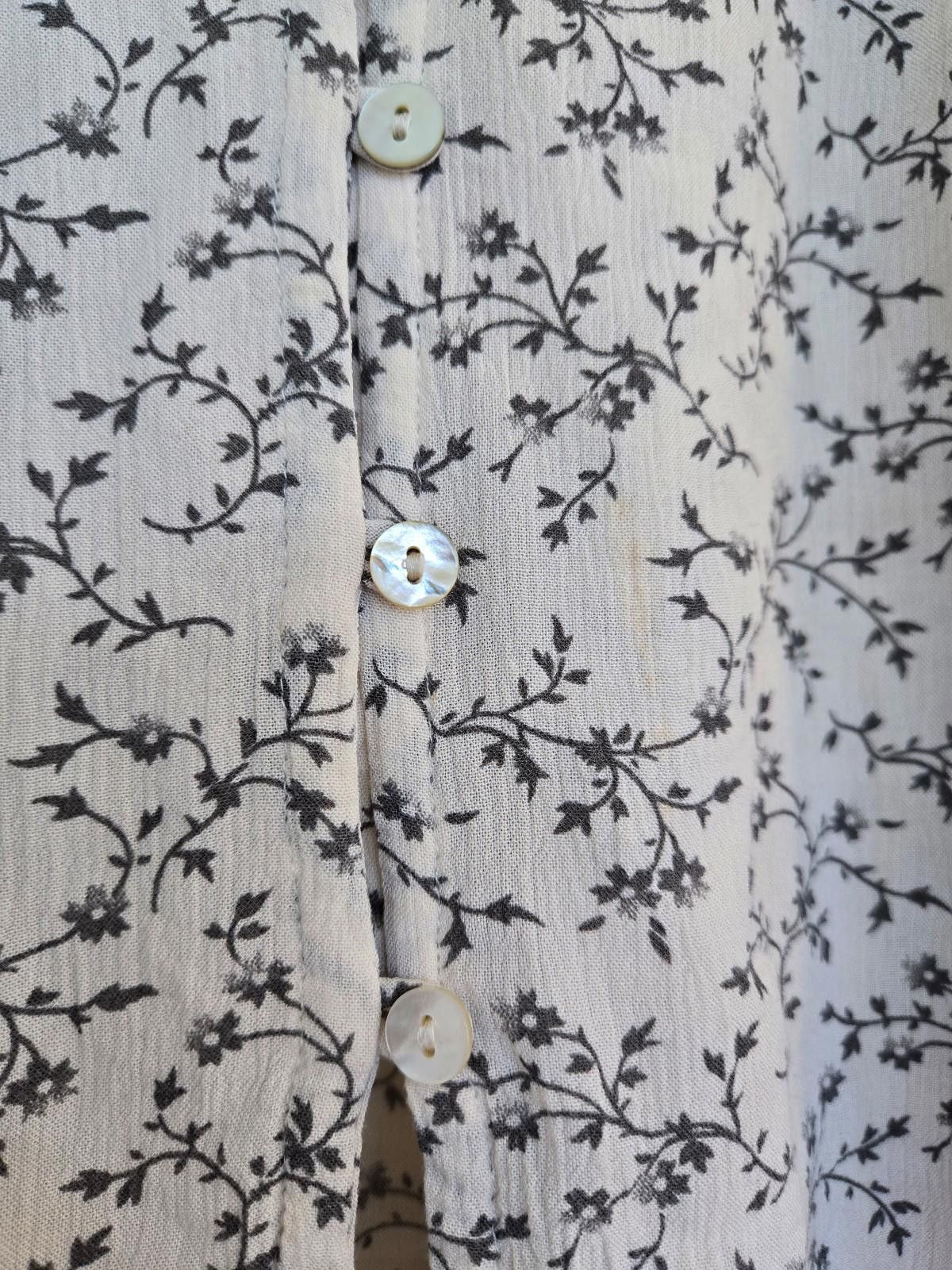 Rails Rails Cropped Floral Print Button Up Blouse Size S / US 4 / IT 40 - 4 Thumbnail
