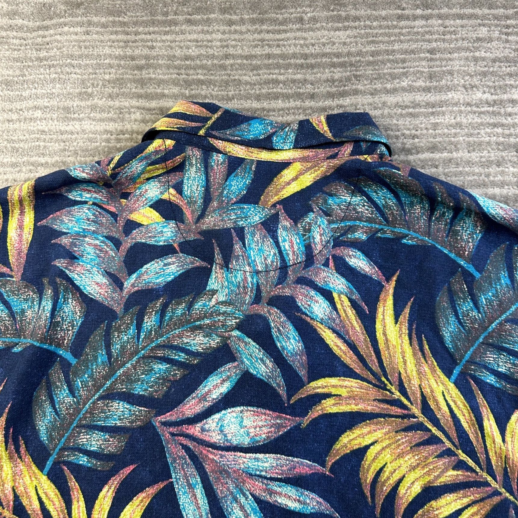 Tommy Bahama Tommy Bahama Shirt Mens Large Blue Floral Camp Button Up Silk Blend Size US L / EU 52-54 / 3 - 5 Thumbnail