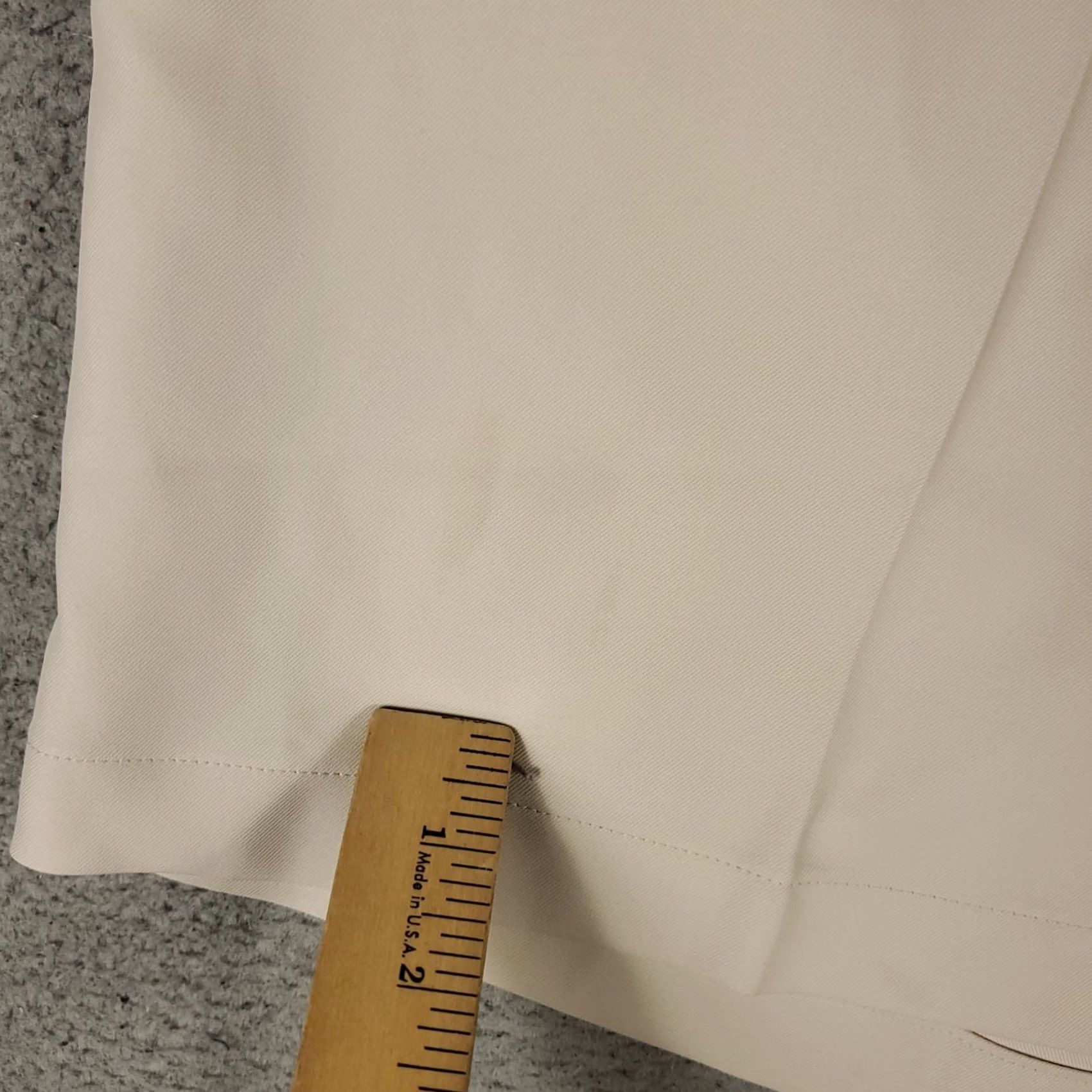 Peter Millar Peter Millar Shorts Mens Size 42 Beige Golf Flat Front Casual Chino Size US 42 / EU 58 - 2 Thumbnail